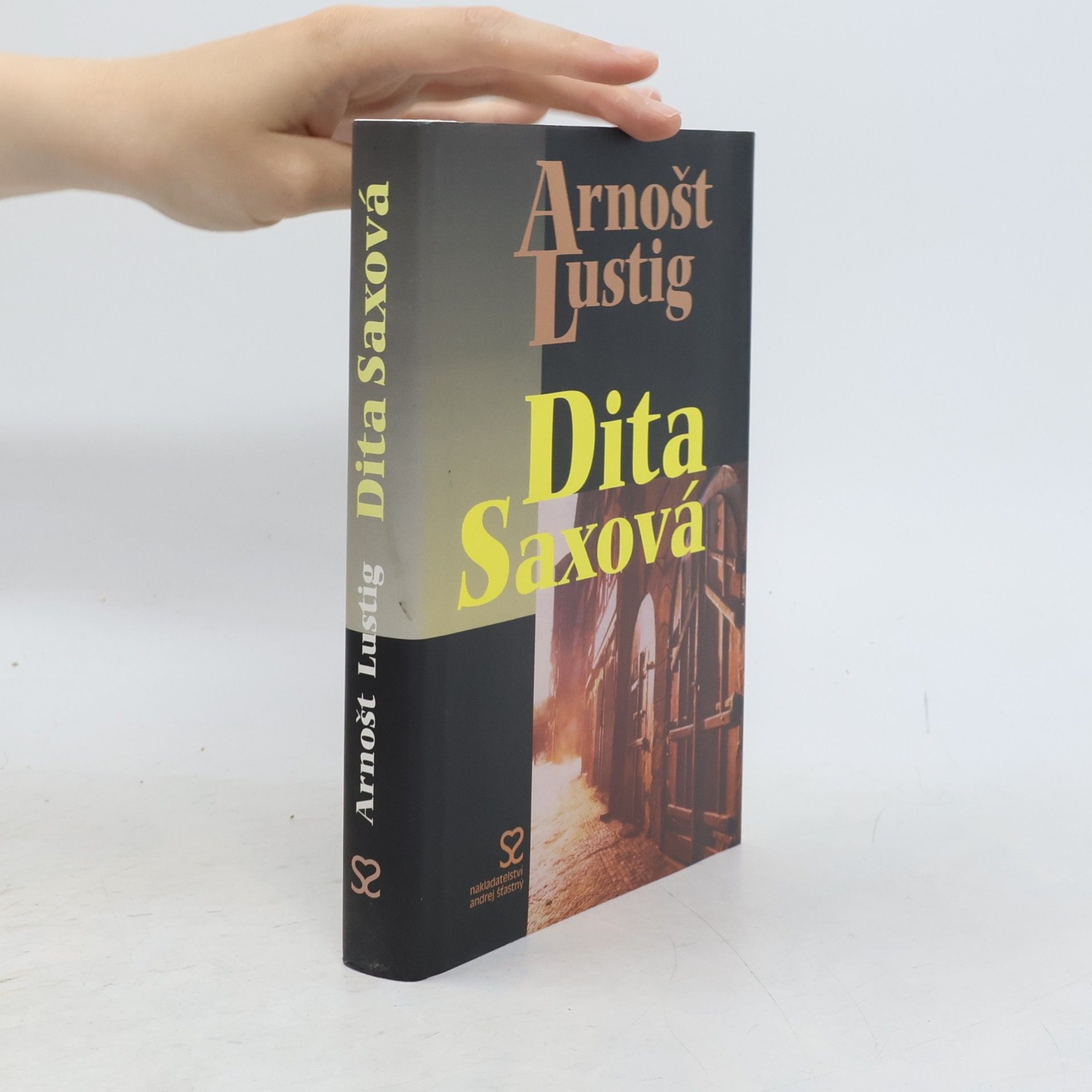 Arnošt Lustig Dita Saxová