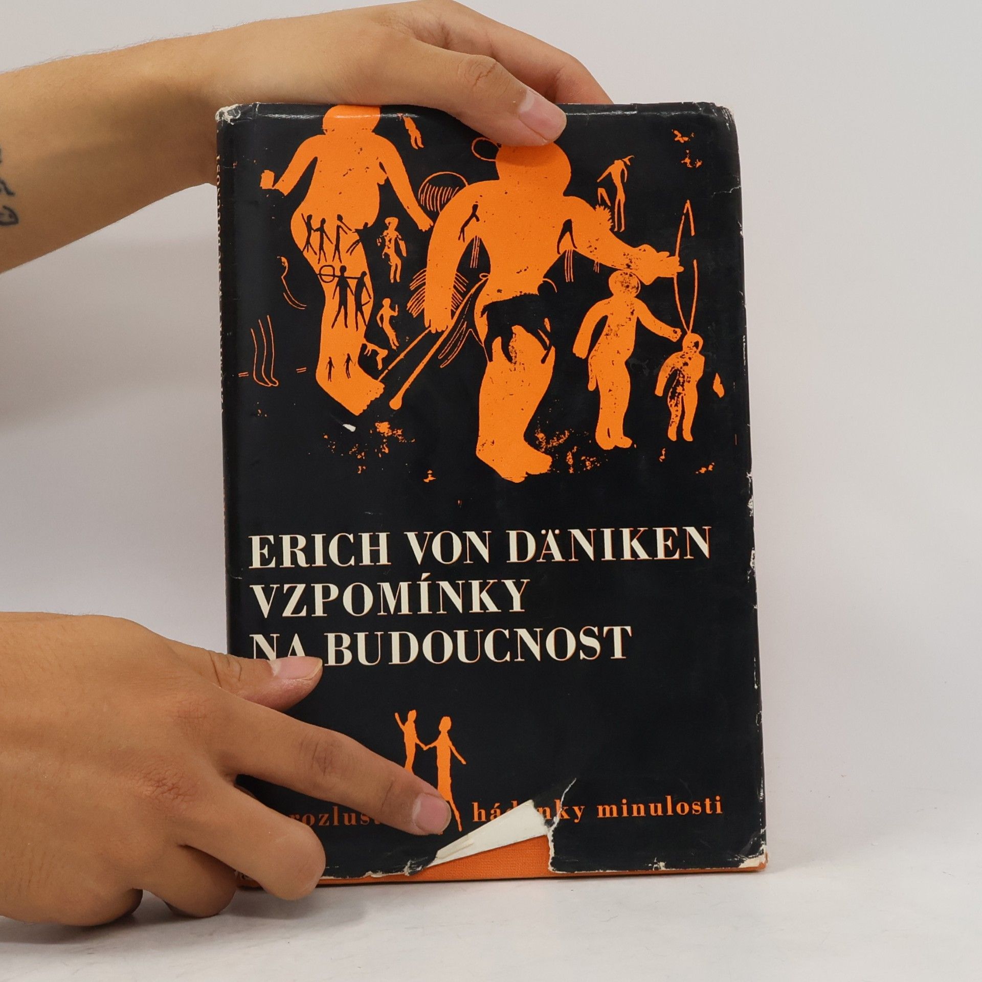 Erich von Däniken Vzpomínky na budoucnost