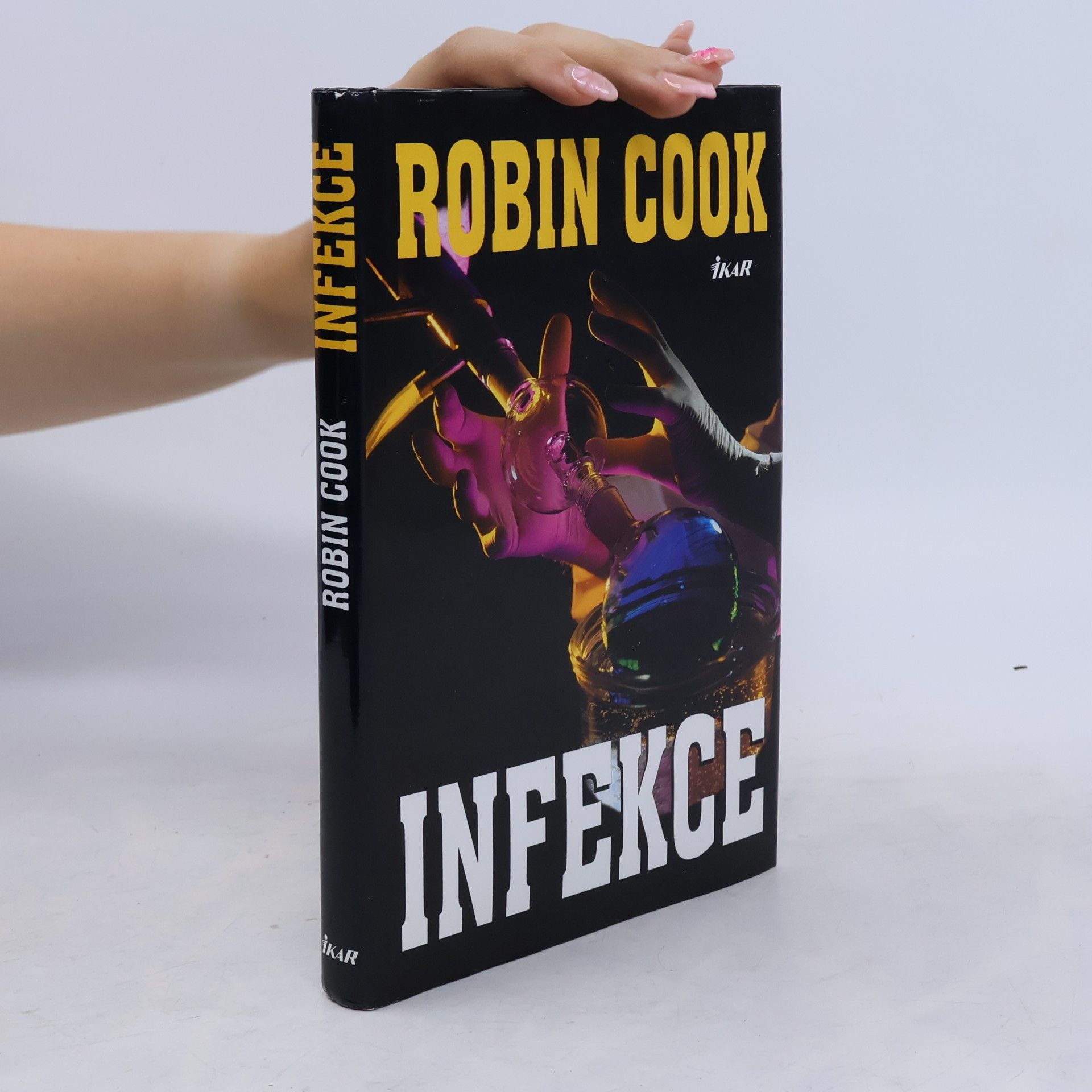 Robin Cook Infekce