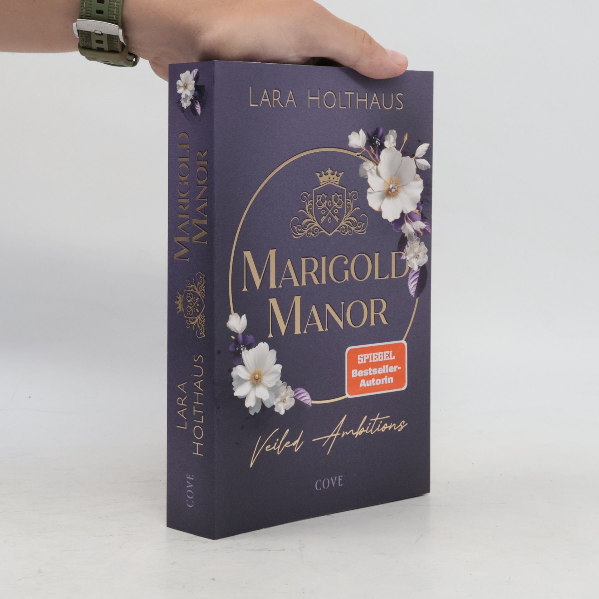 Lara Holthaus Marigold Manor - 2: Veiled Ambitions