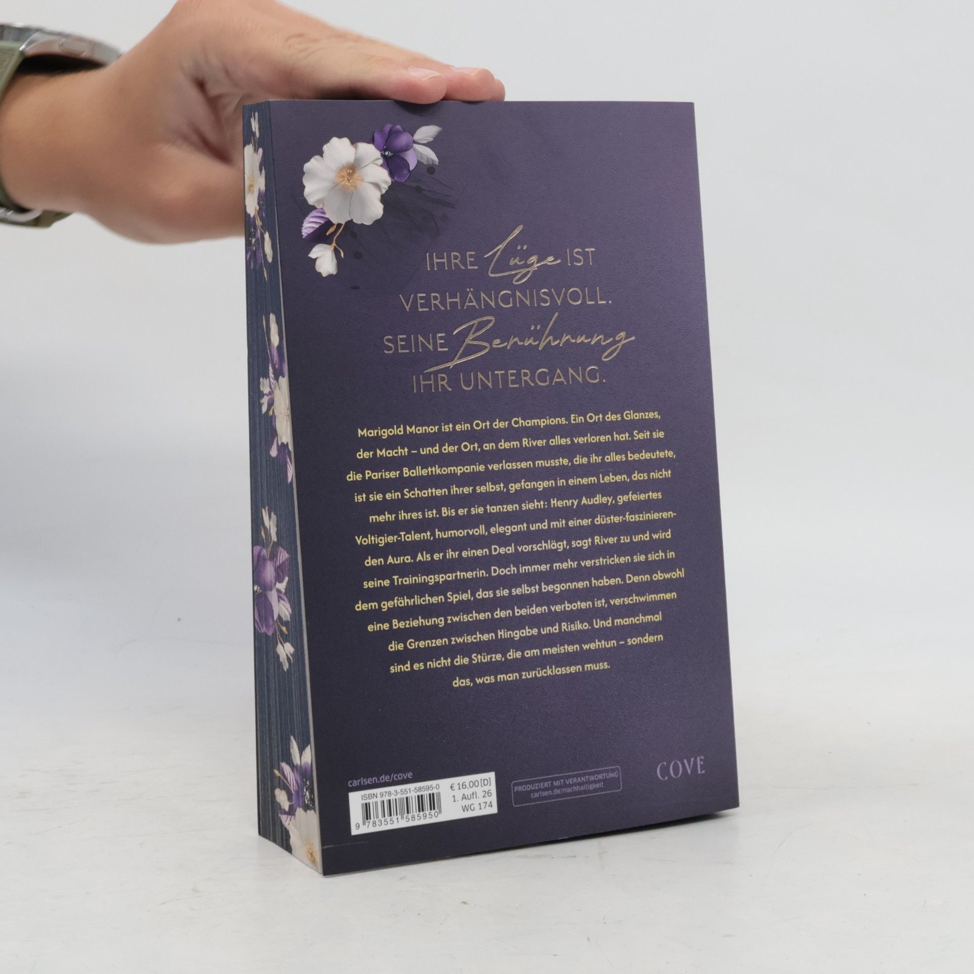 Lara Holthaus Marigold Manor - 2: Veiled Ambitions