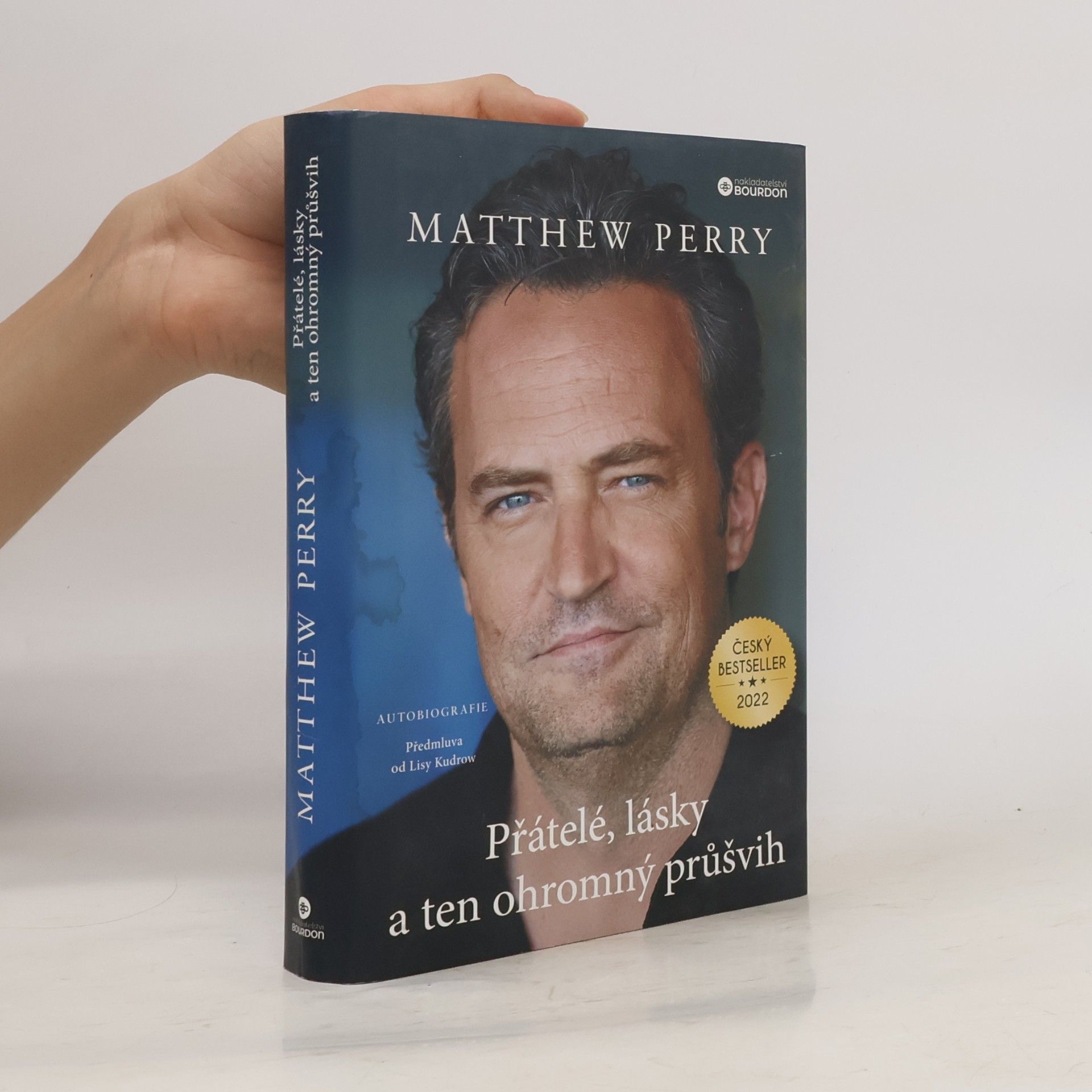 Matthew Perry Přátelé, lásky a ten ohromný průšvih