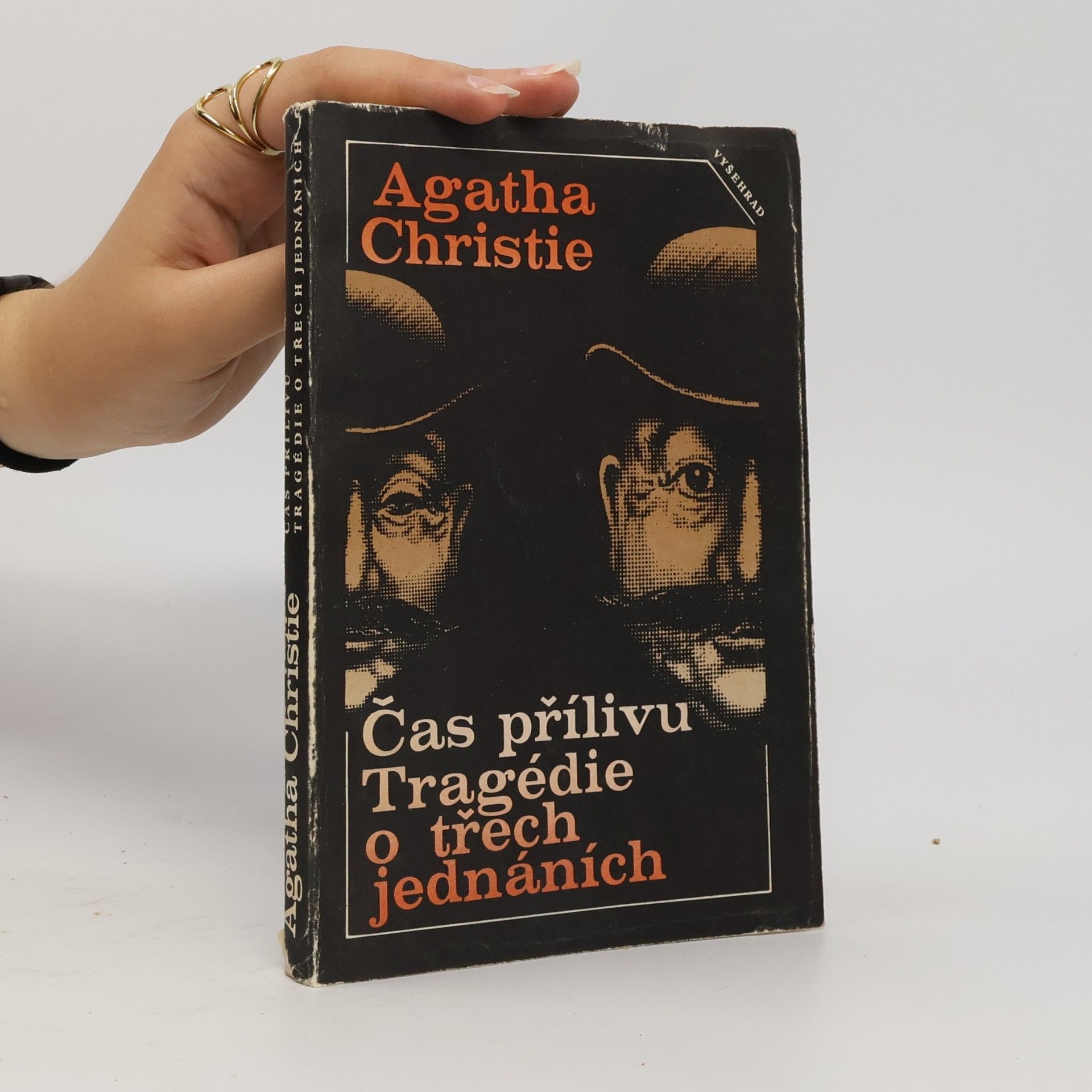 Agatha Christie Čas přílivu. Tragédie o třech jednáních
