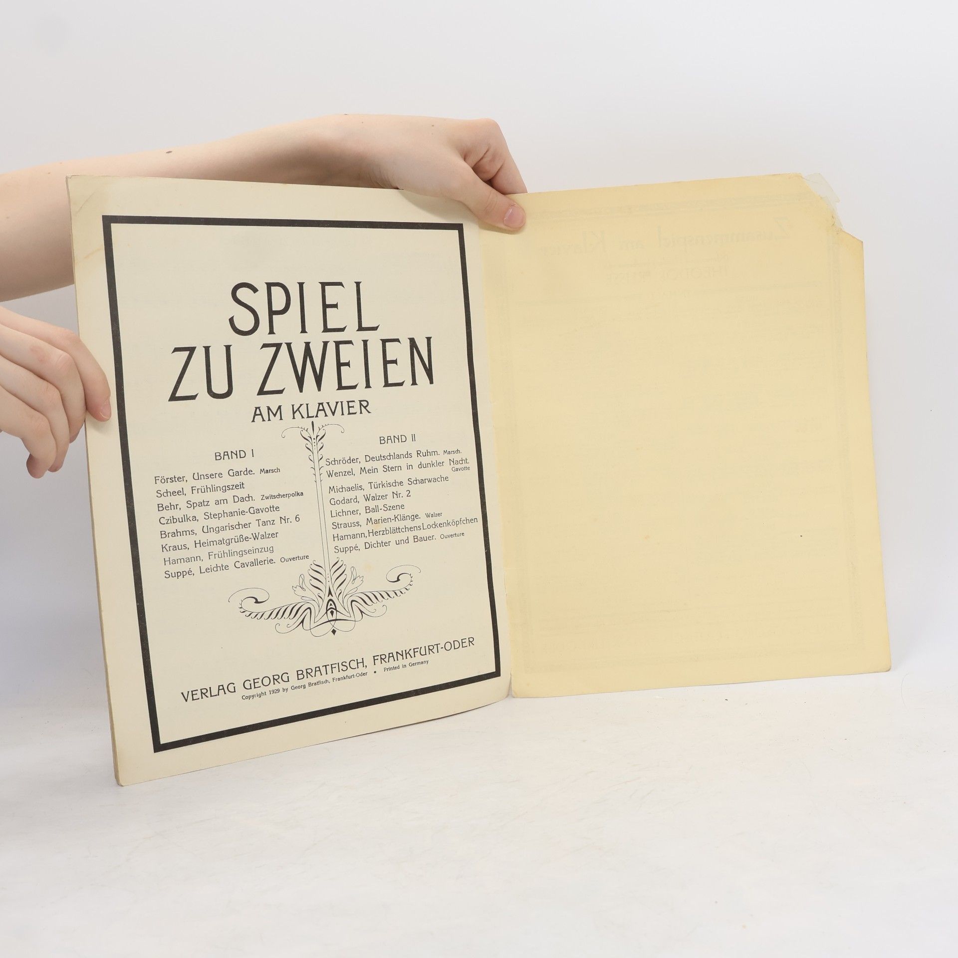 kolektiv Erstes Zusammenspiel am Klavier