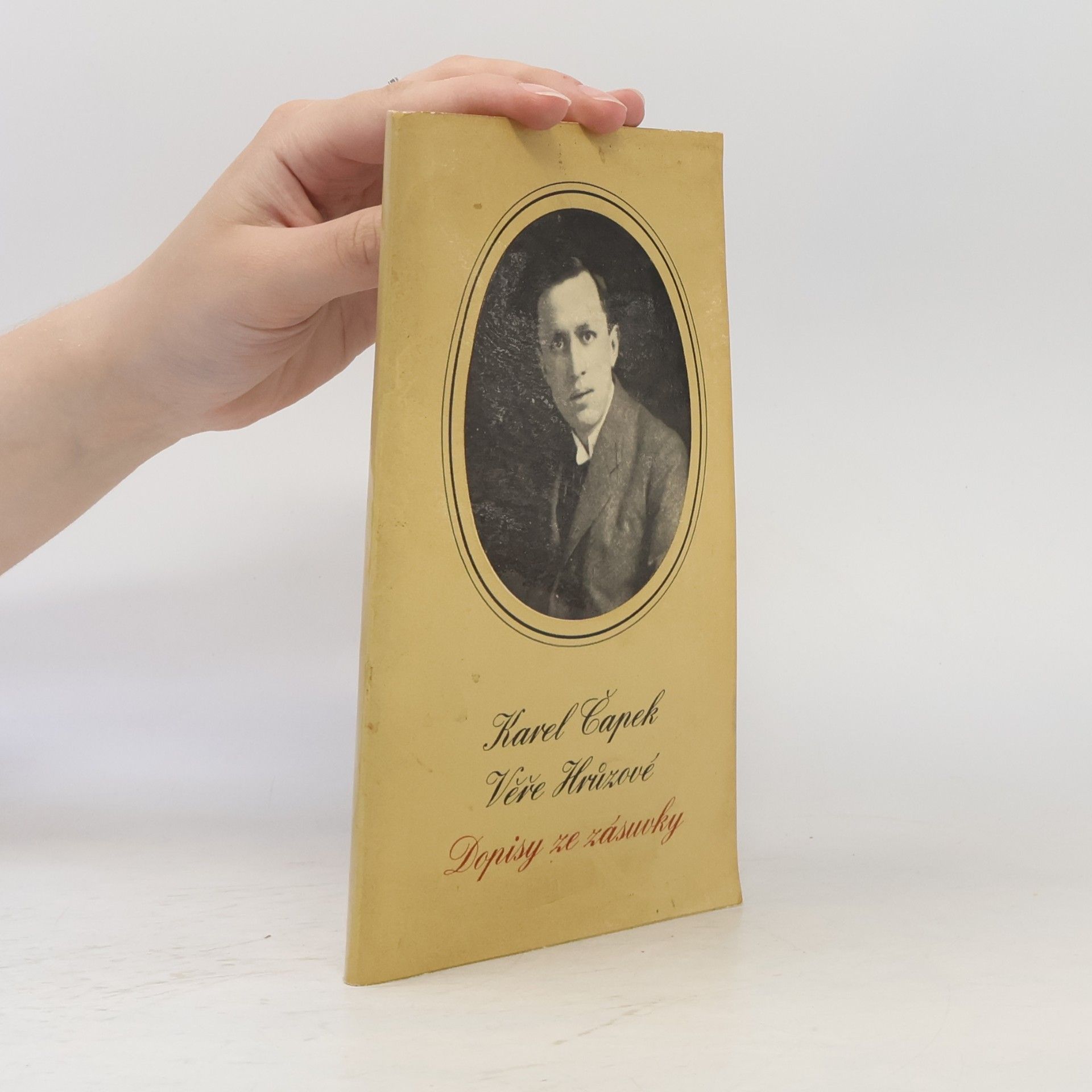 Jiří Opelík Karel Čapek Věře Hrůzové. Dopisy ze zásuvky