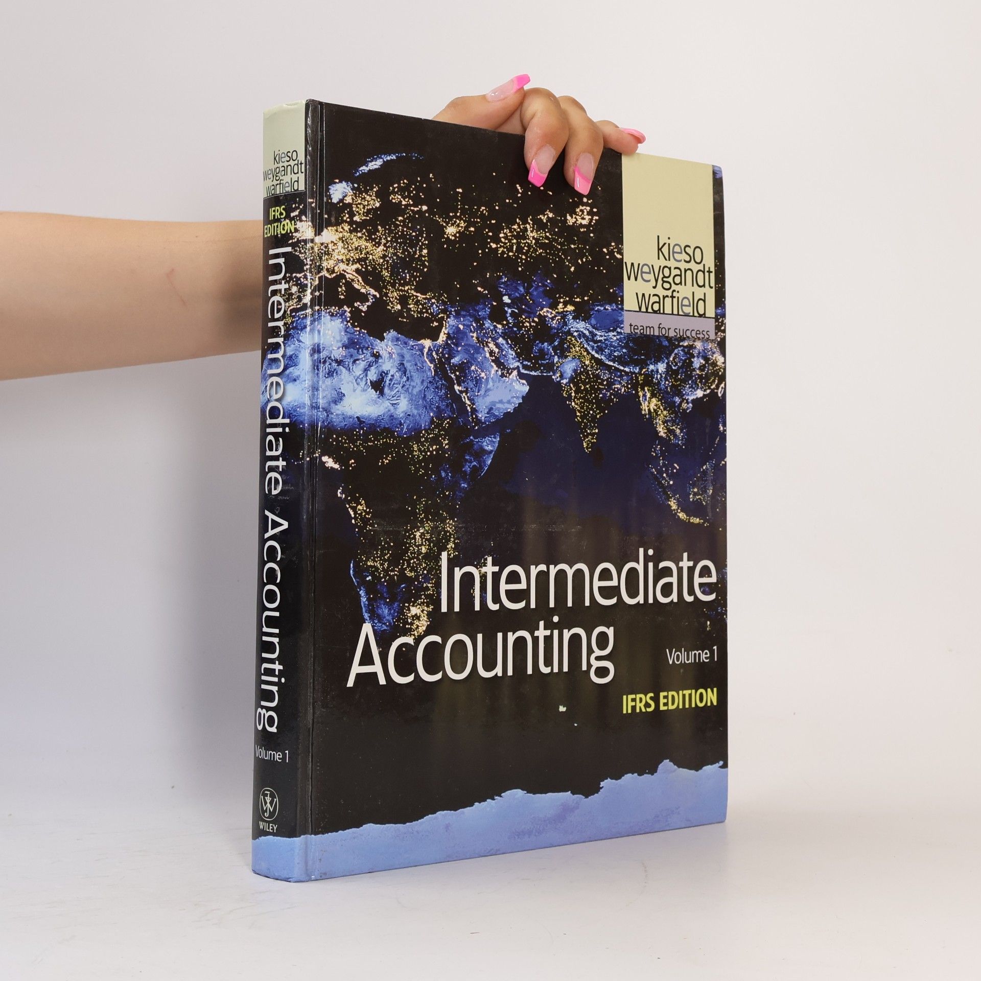Terry D. Warfield Intermediate Accounting, Volume 1 - IFRS Edition
