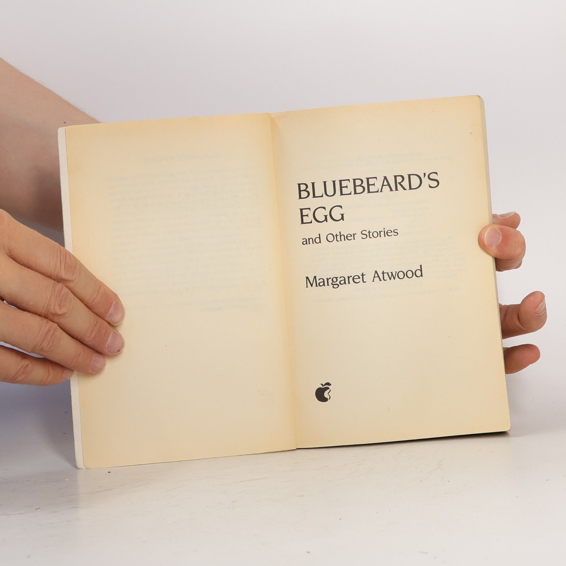 Margaret Atwood Bluebeard's Egg