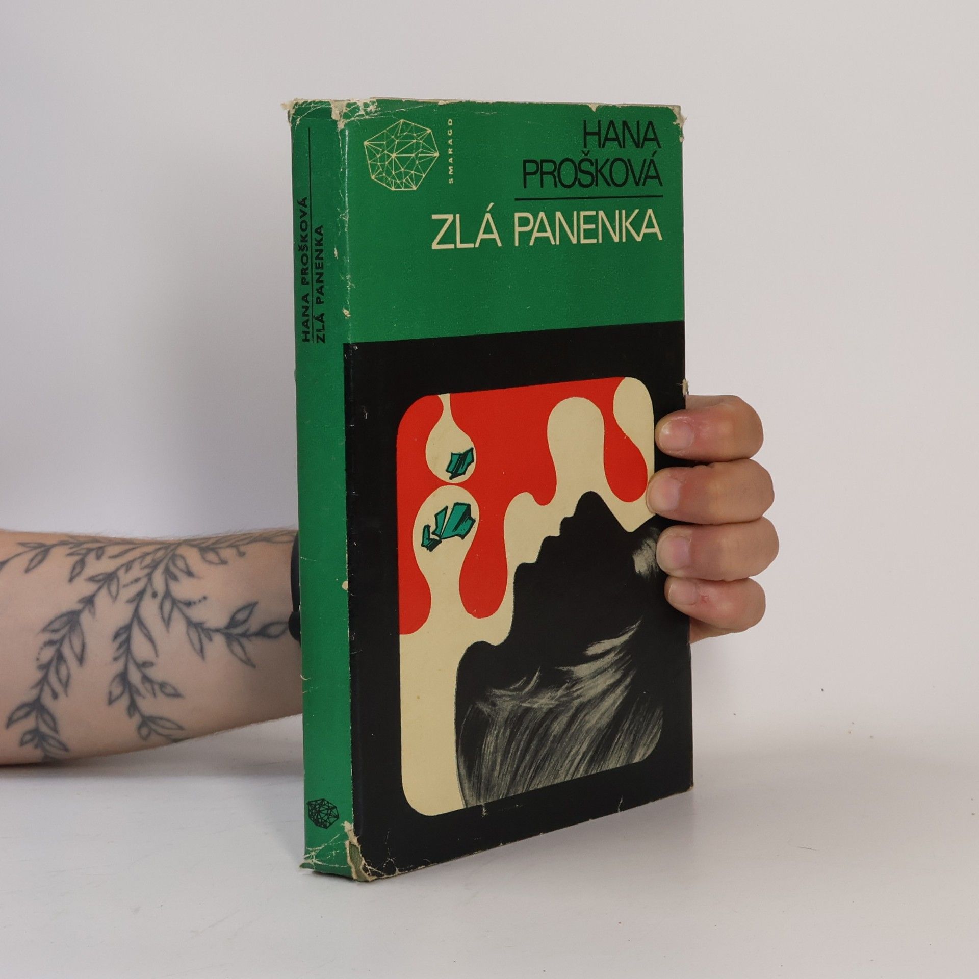 Zlá panenka