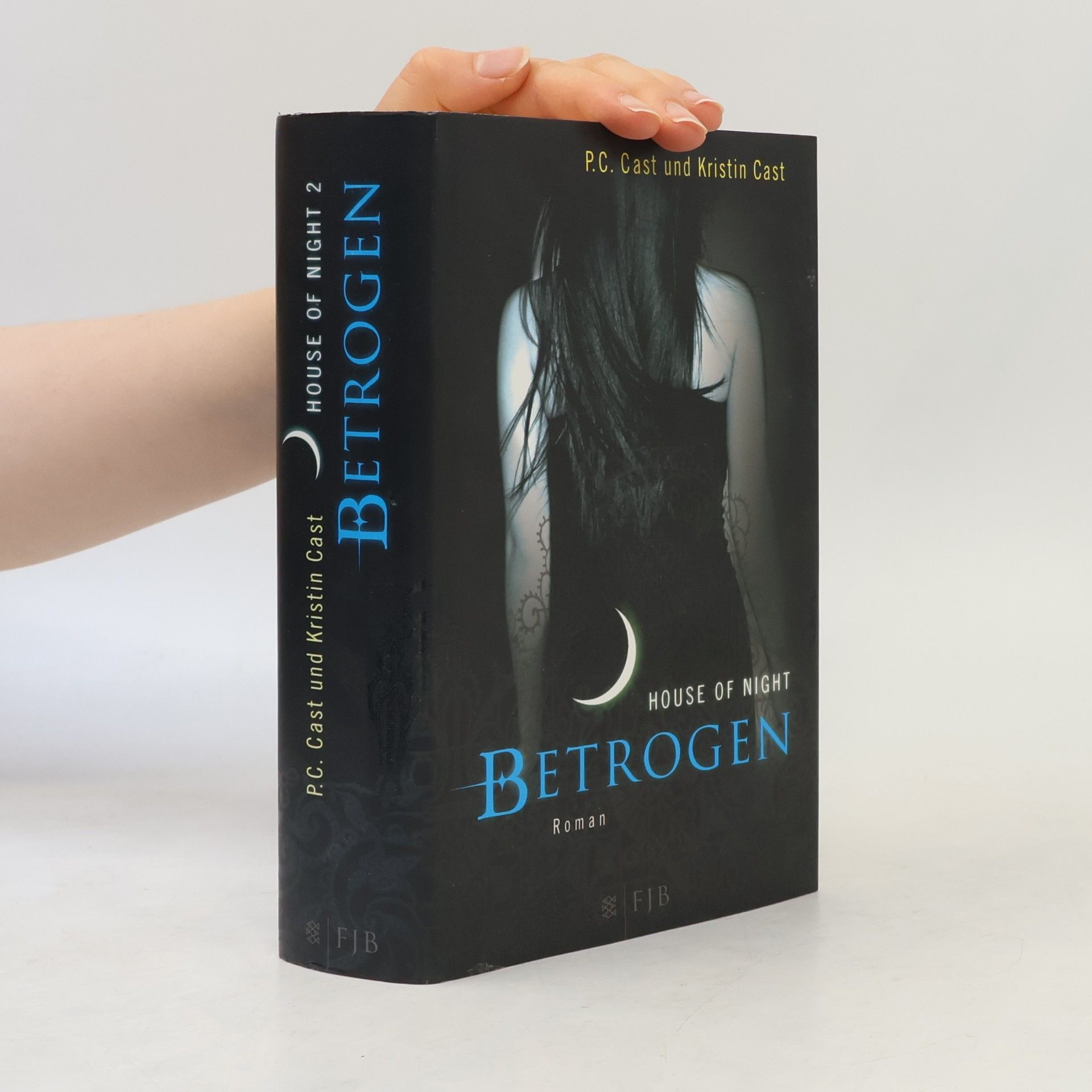Phyllis Christine Cast House of Night 2. Betrogen