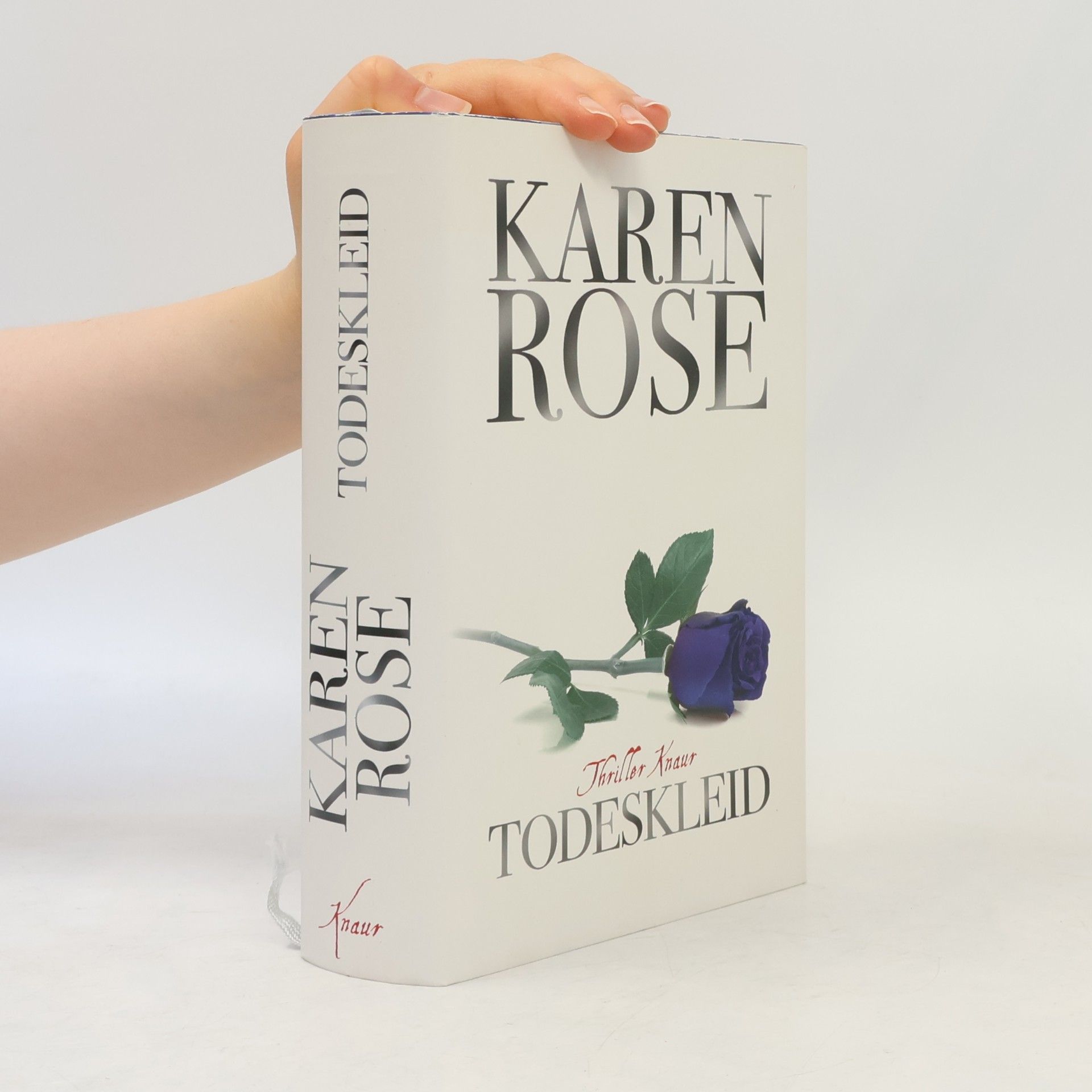 Karen Rose Todeskleid