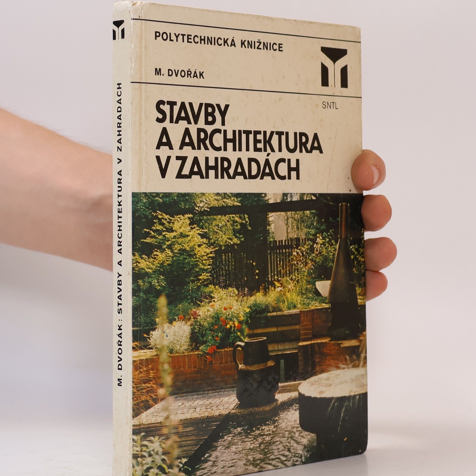 Miloš Dvořák Stavby a architektura v zahradách