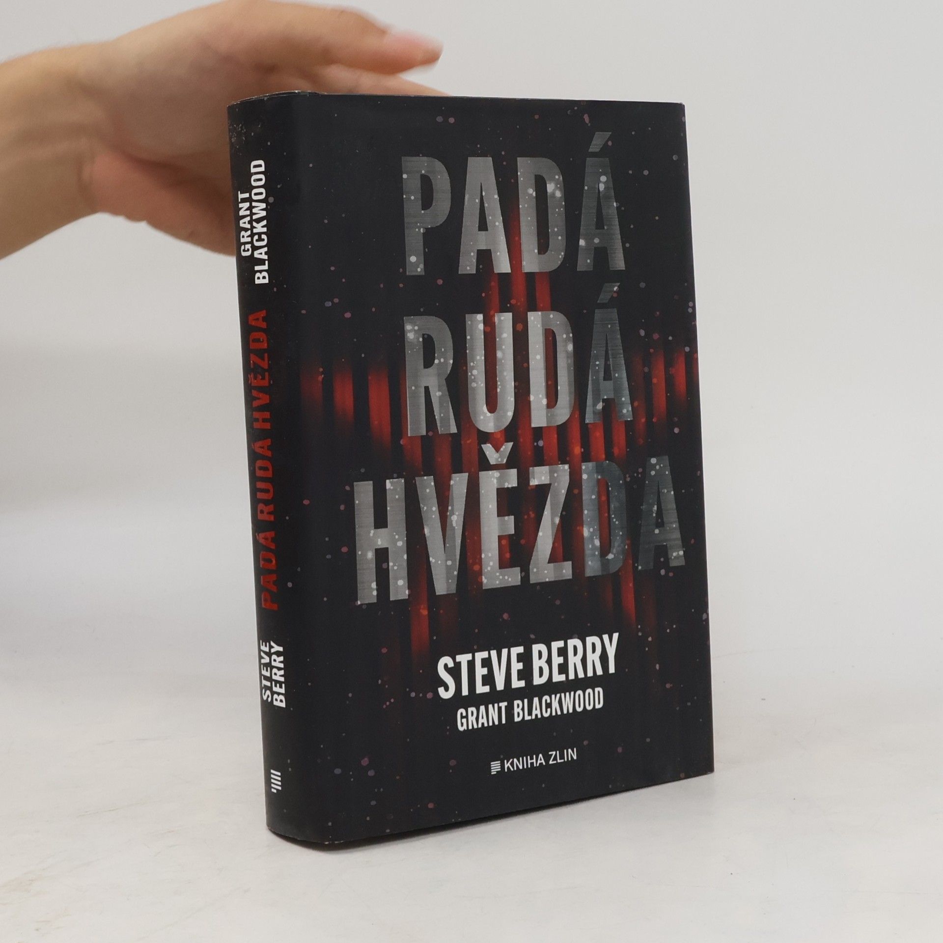 Steve Berry Luke Daniels 2. Padá rudá hvězda