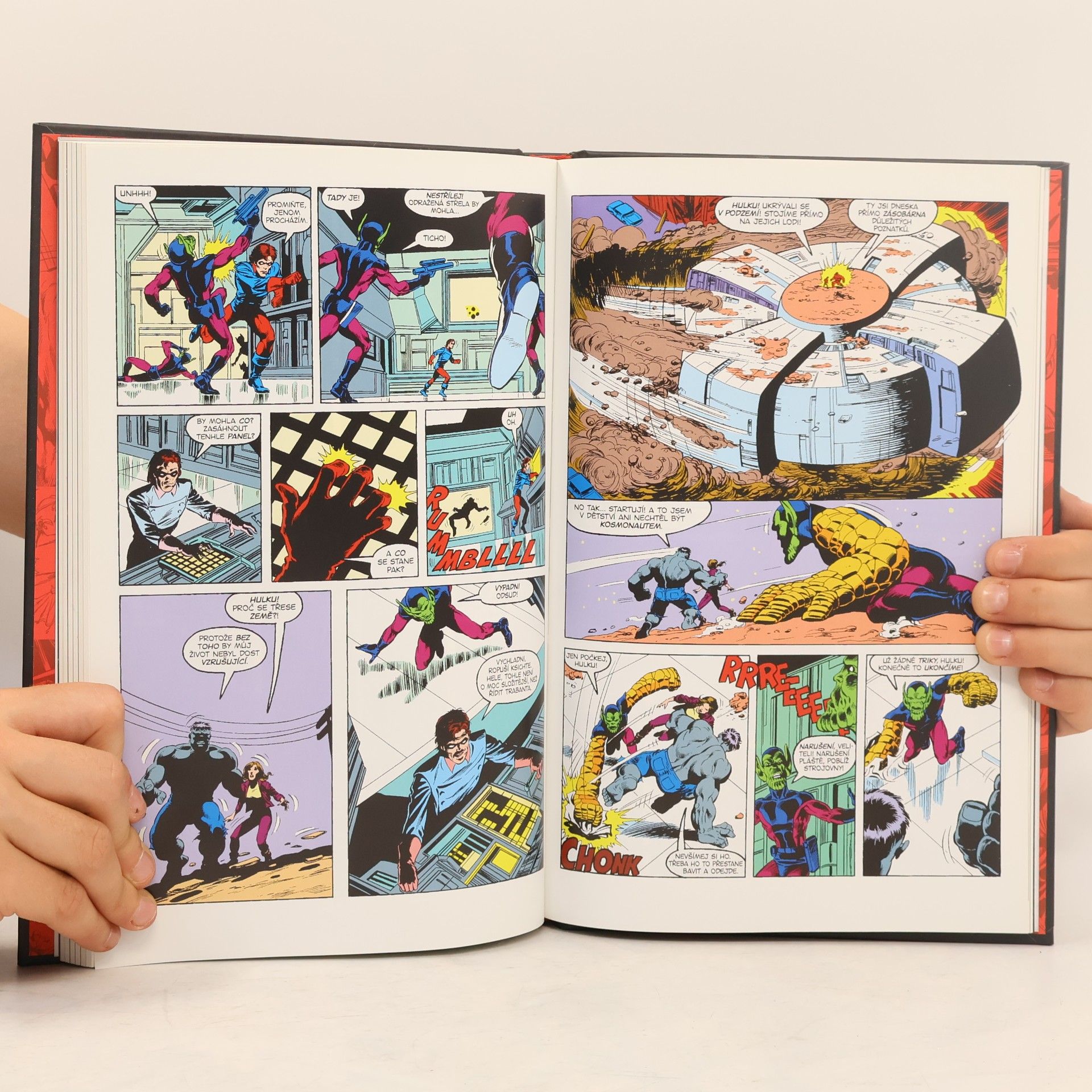 Jiří Pavlovský Ultimátní komiksový komplet Marvel 11. The Incredible Hulk. Tiché výkřiky