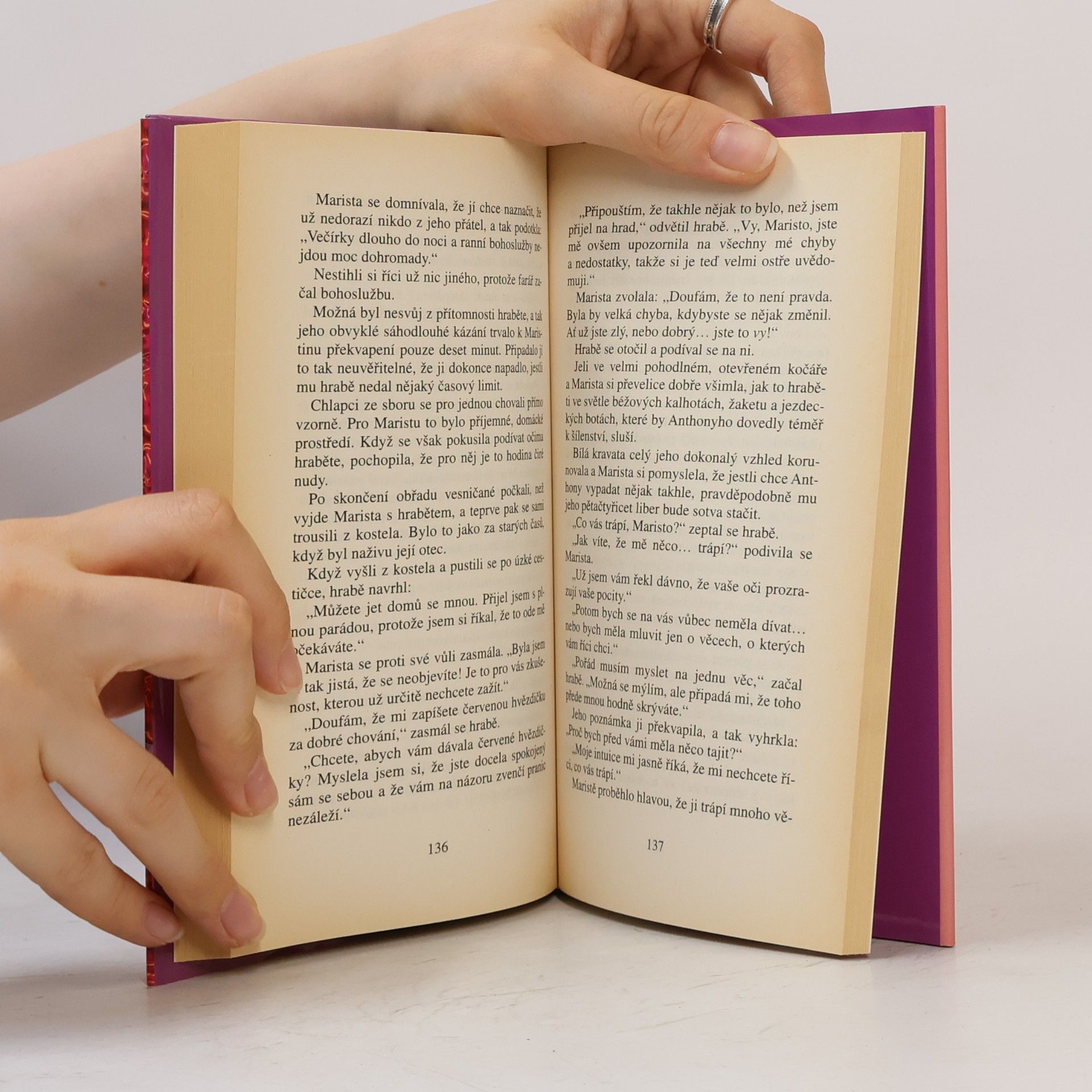 Barbara Cartland Pros na kolenou
