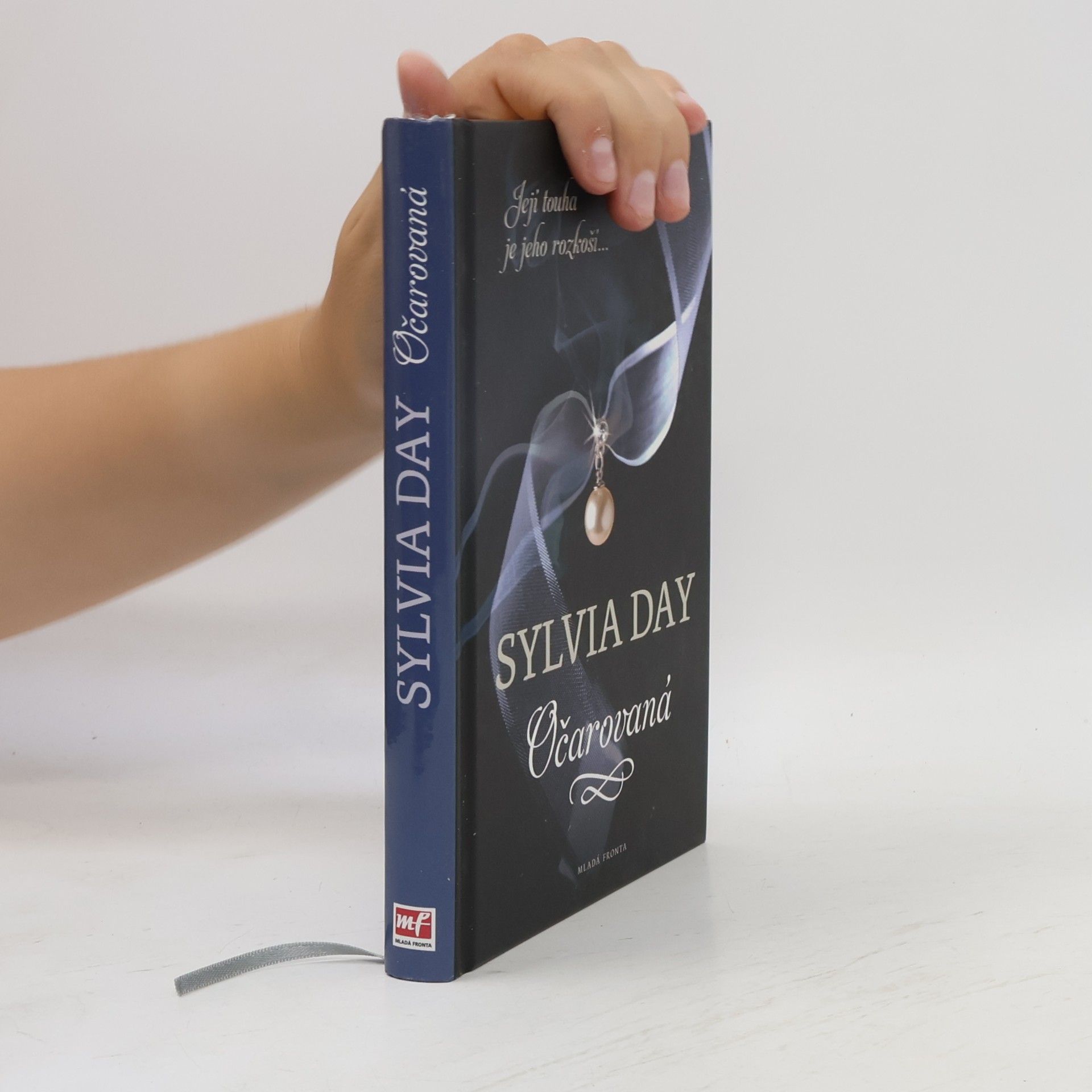 Sylvia Day Očarovaná