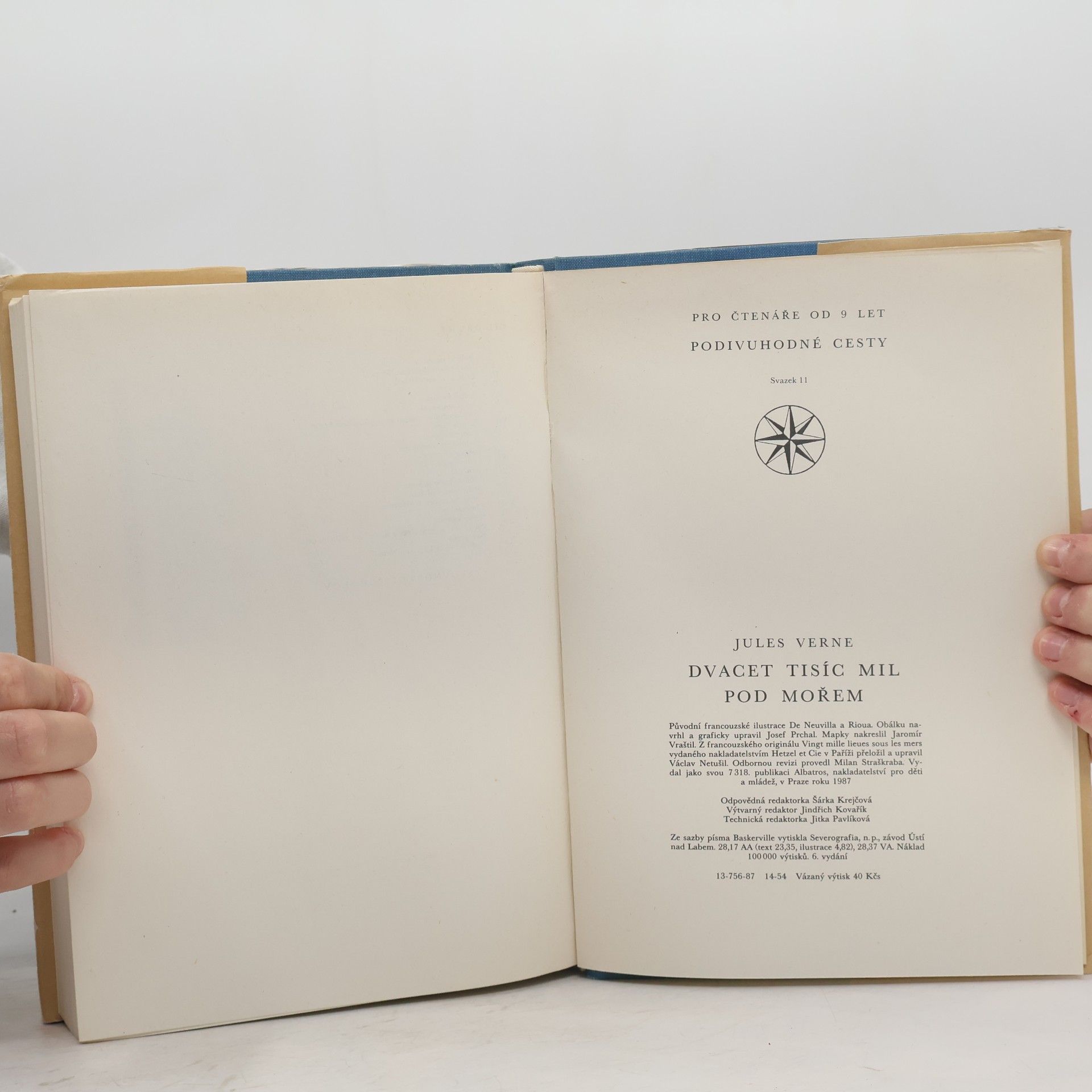 Jules Verne Dvacet tisíc mil pod mořem