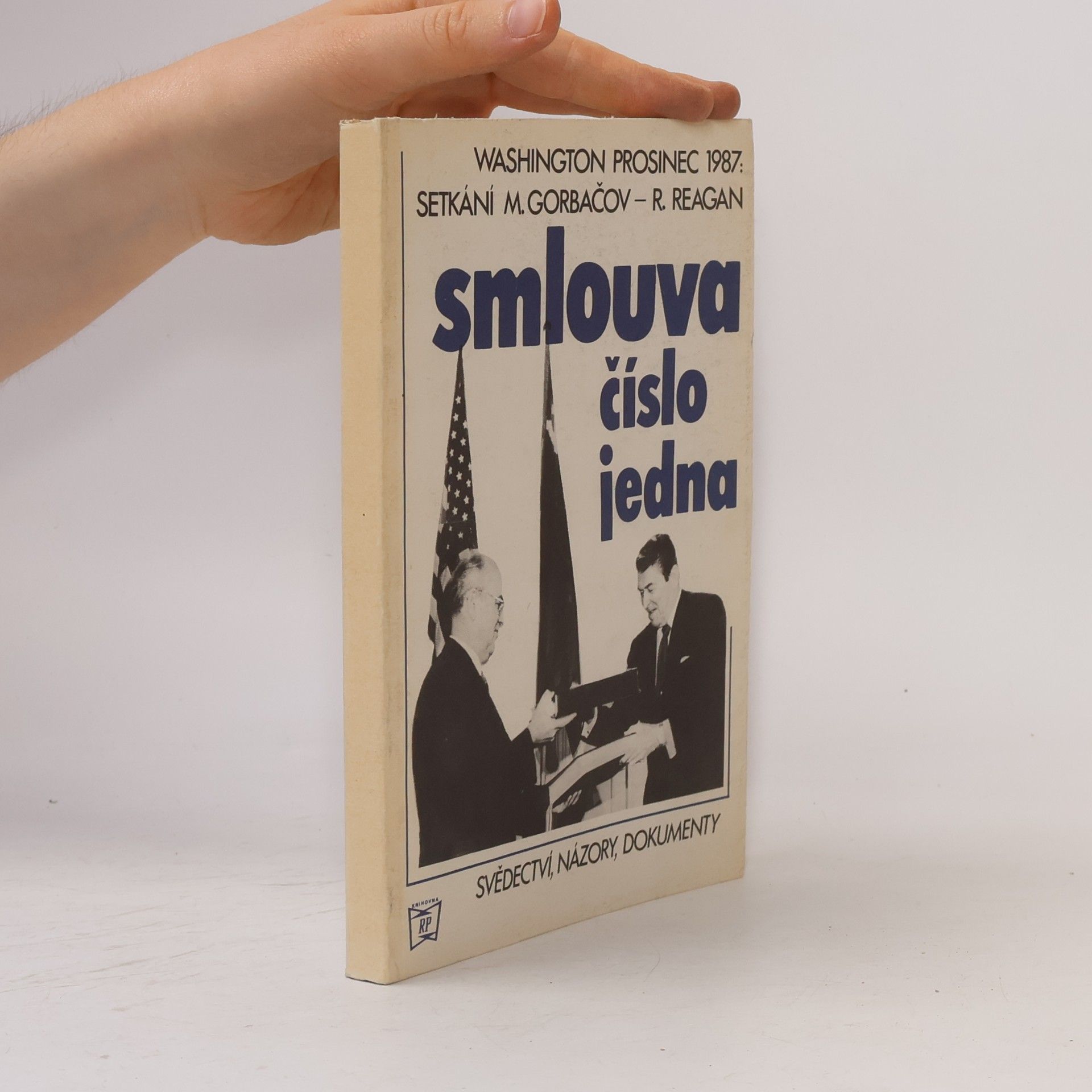 Auteurscollectief Smlouva číslo jedna