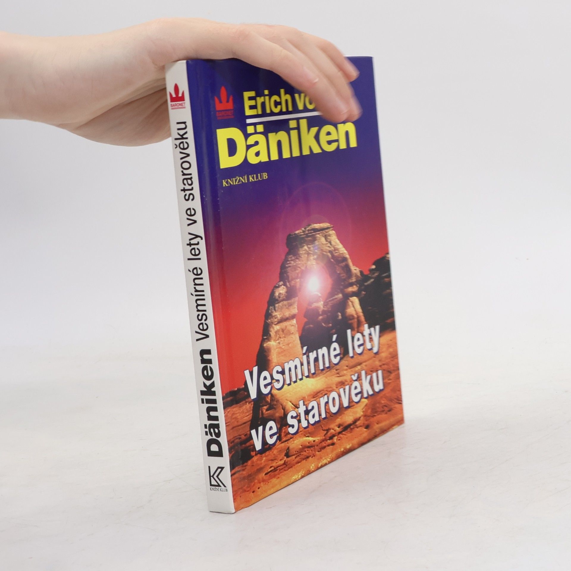 Erich von Däniken Vesmírné lety ve starověku