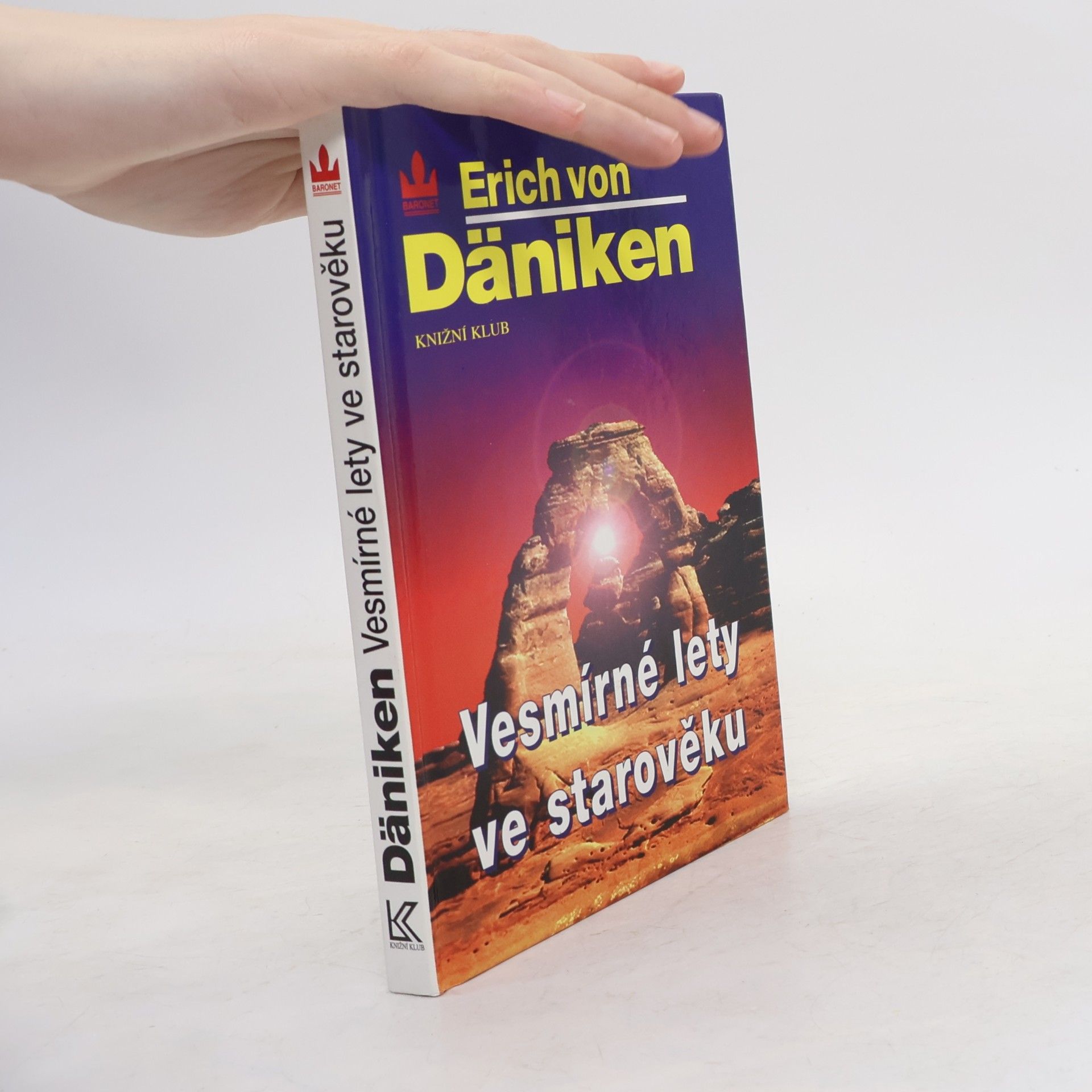 Erich von Däniken Vesmírné lety ve starověku