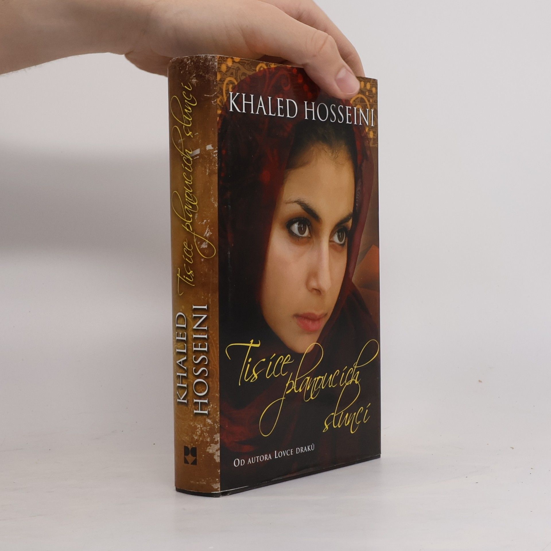 Khaled Hosseini Tisíce planoucích sluncí