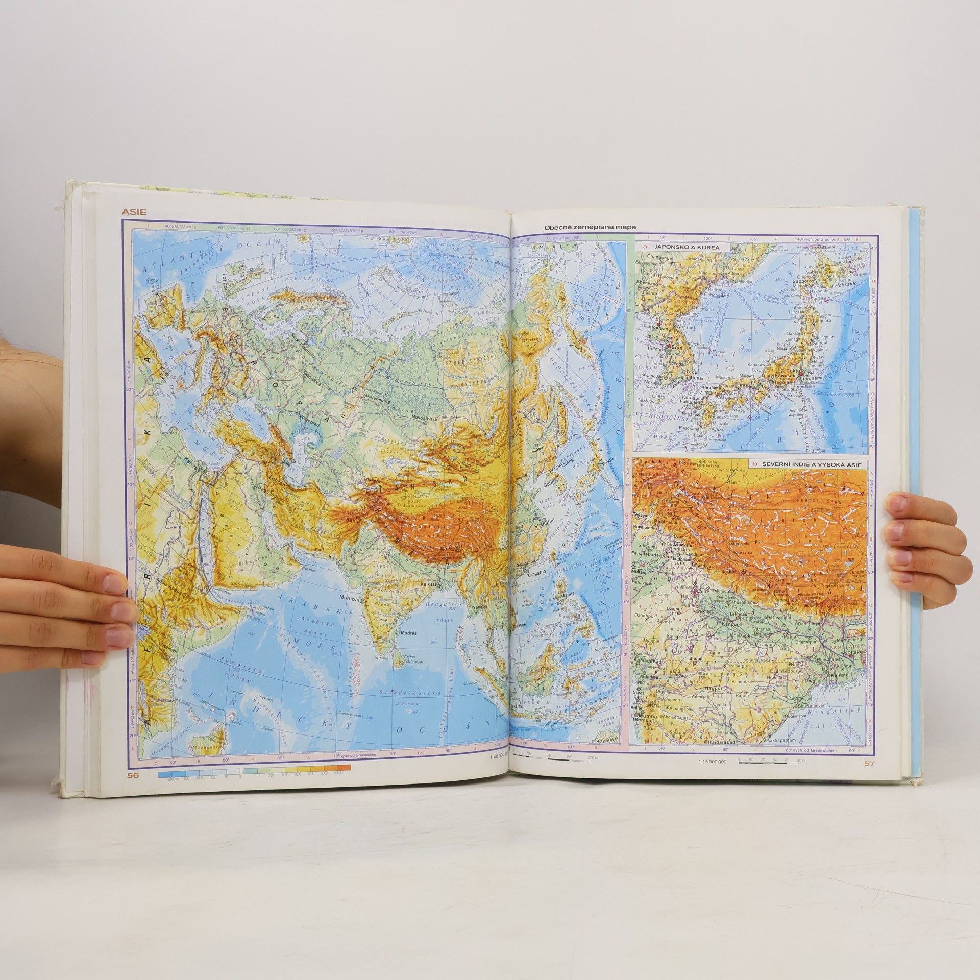 Kolektiv autorů Školní atlas světa