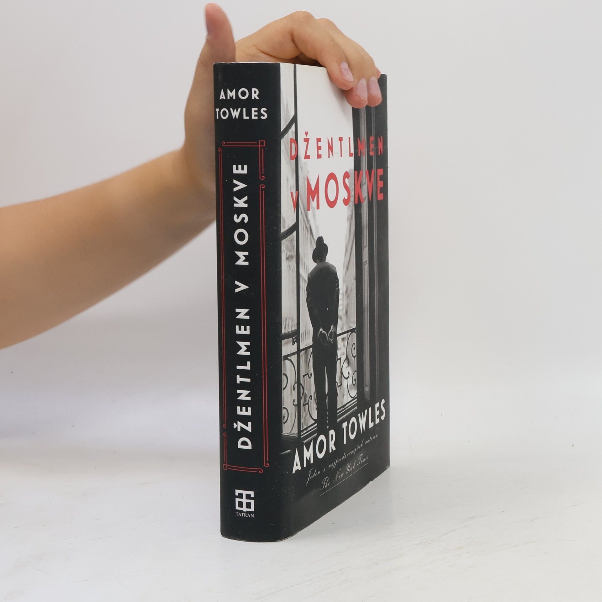 Amor Towles Džentlmen v Moskve