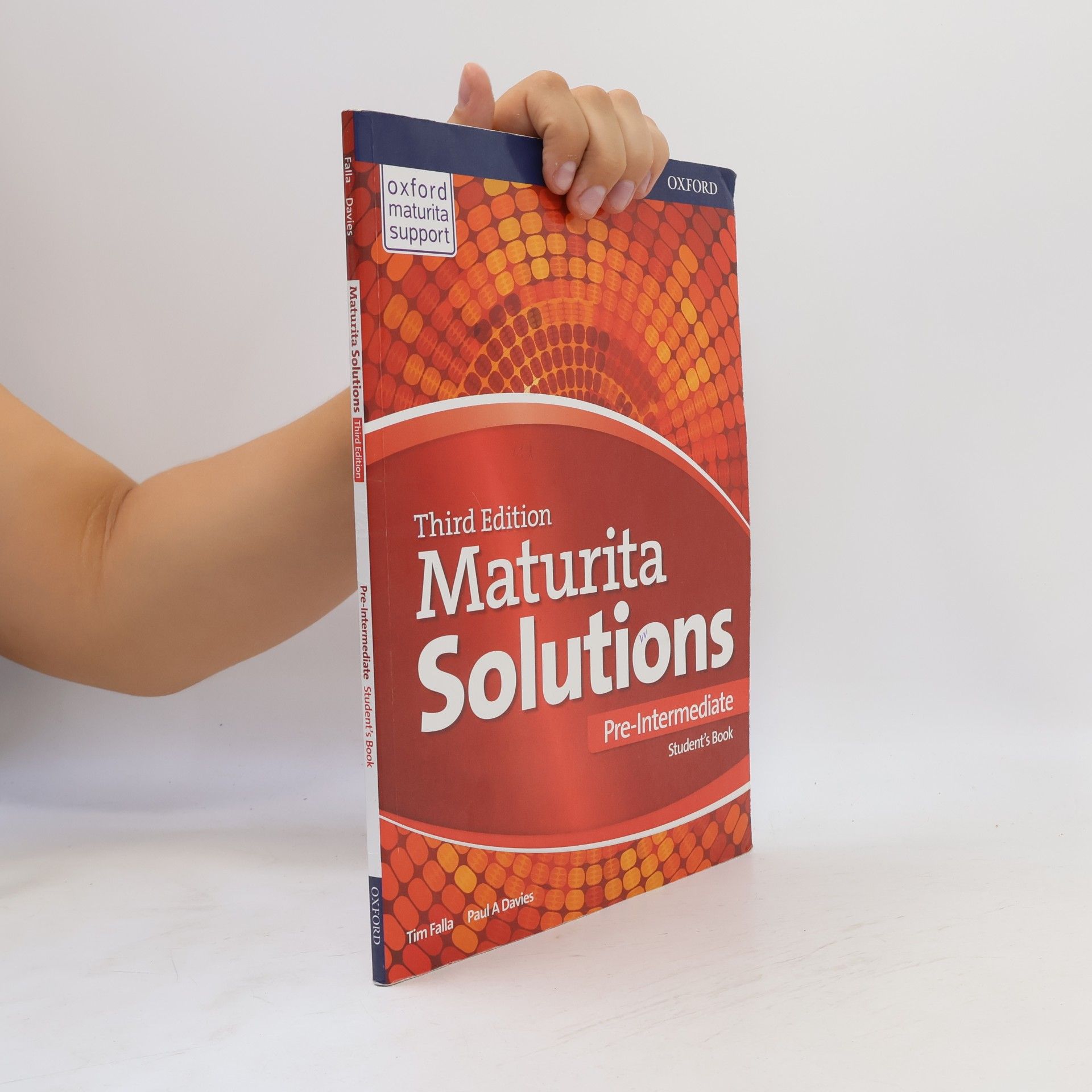 Paul A. Davies Maturita Solutions. Pre-Intermediate Student´s Book