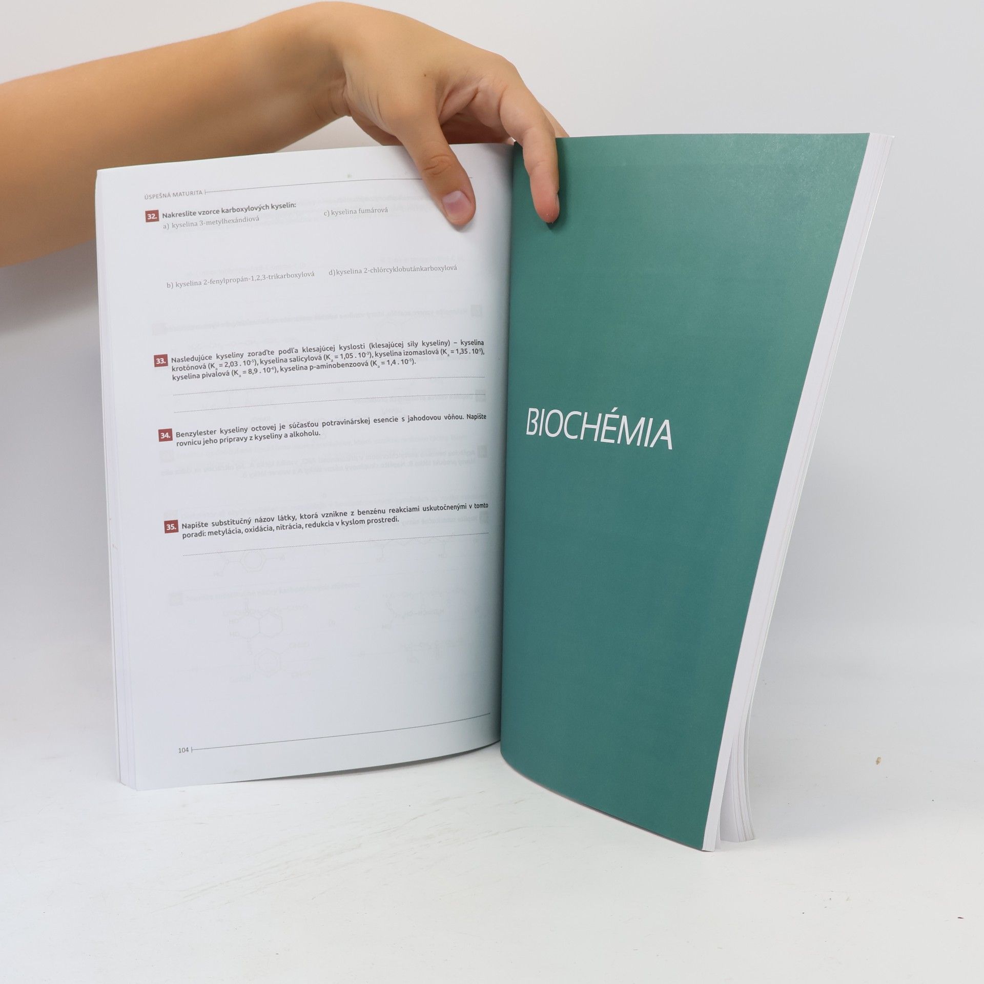 Kolektiv autorů Úspešná maturita: Organická chémia a biochémia