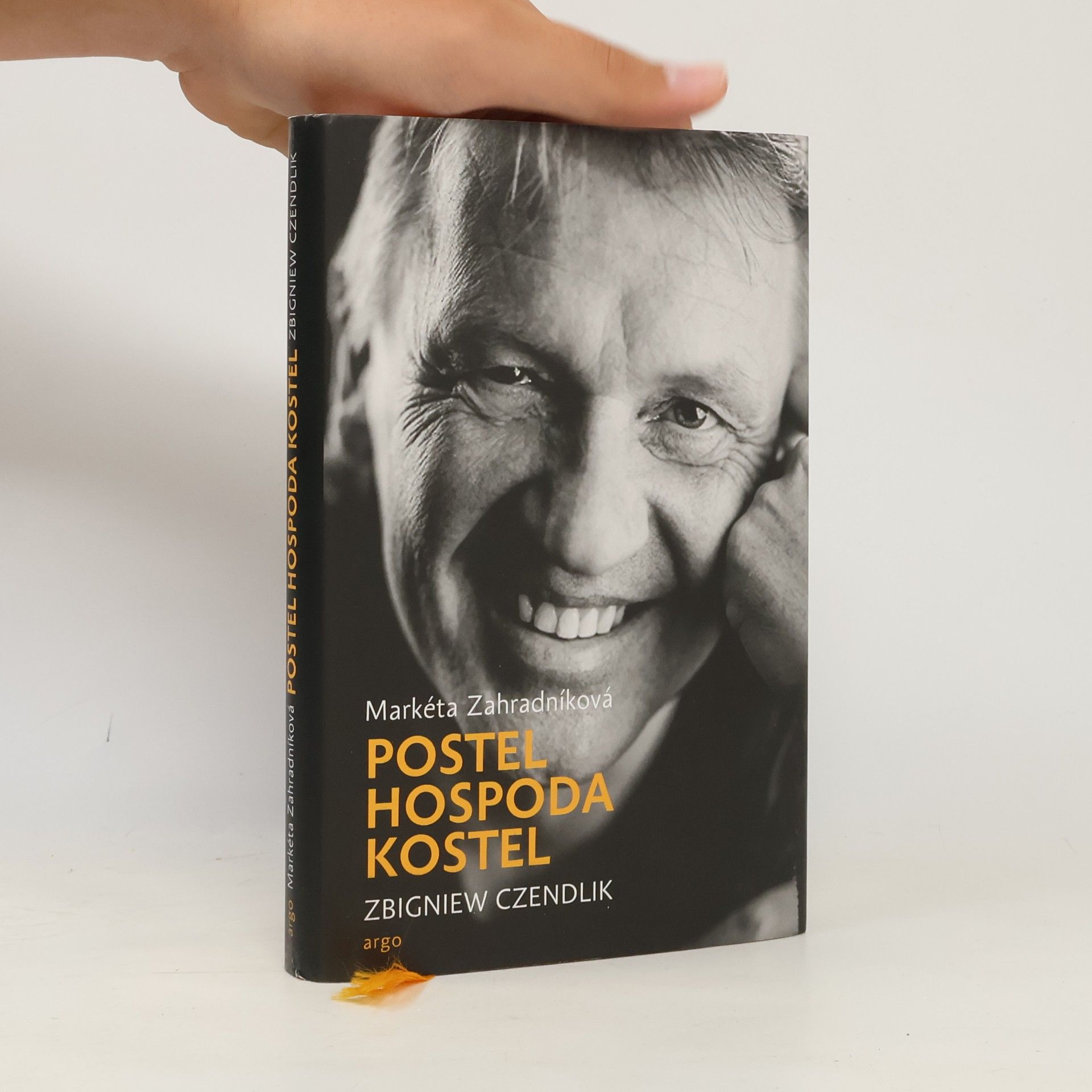 Markéta Zahradníková Postel, hospoda, kostel