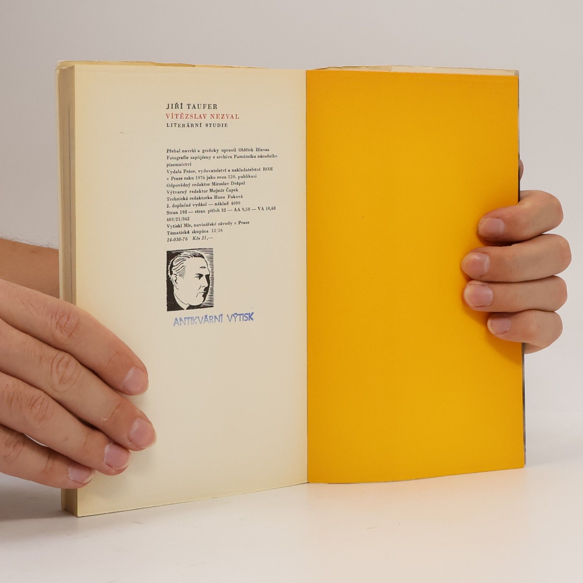 Jiří Taufer Vítězslav Nezval : literární studie