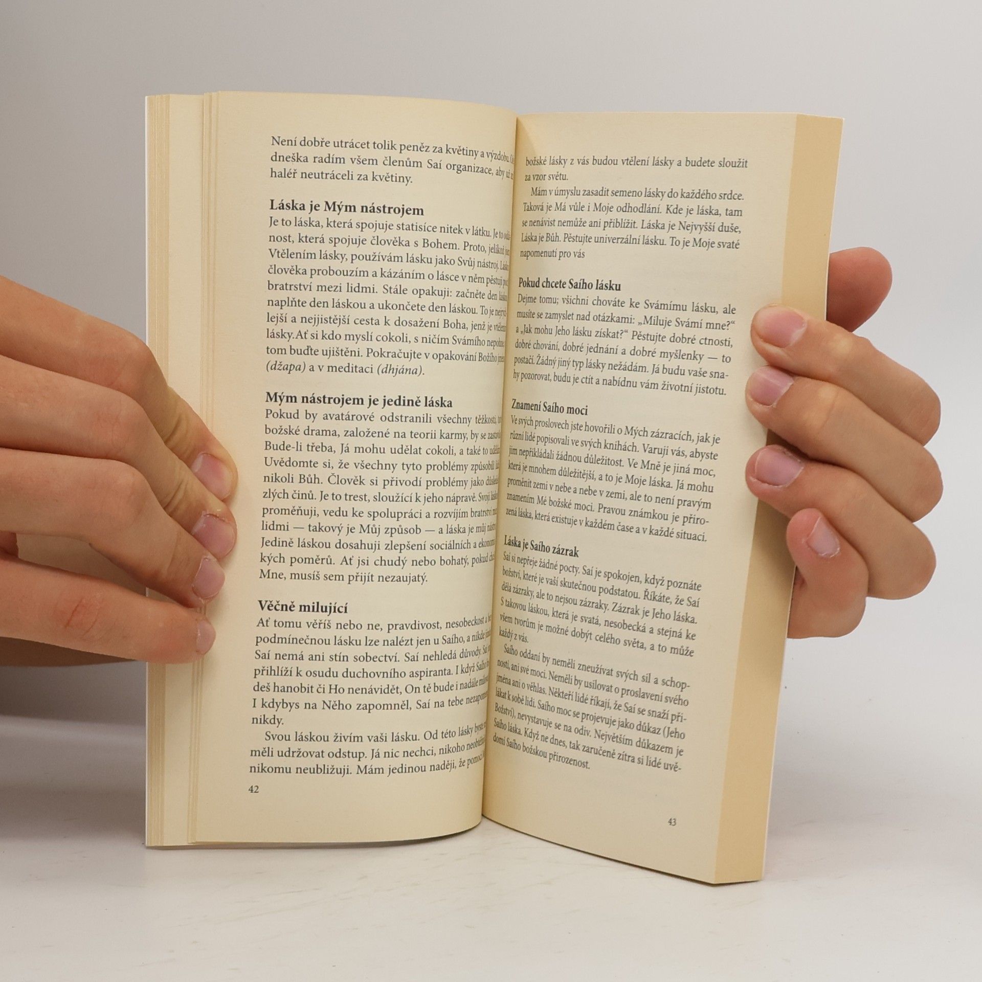 Autores varios Božská odhalení