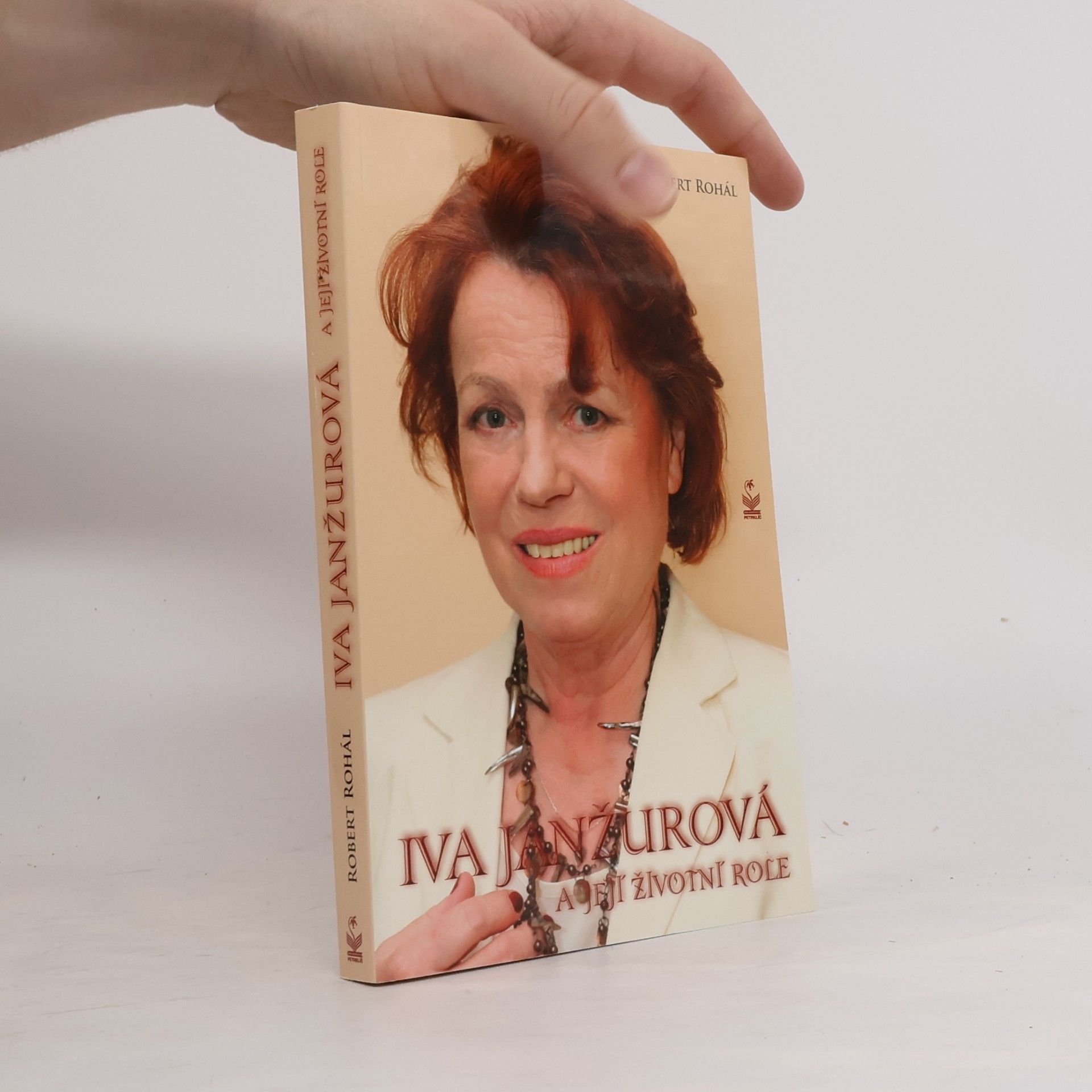 Robert Rohál Iva Janžurová a její životní role
