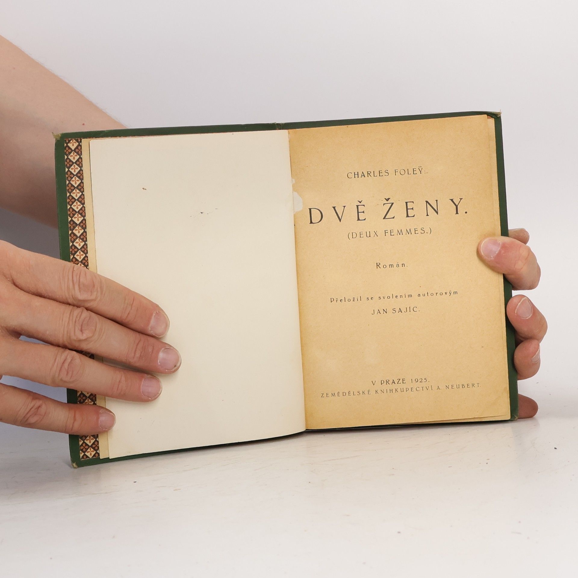 Charles Foley Dvě ženy
