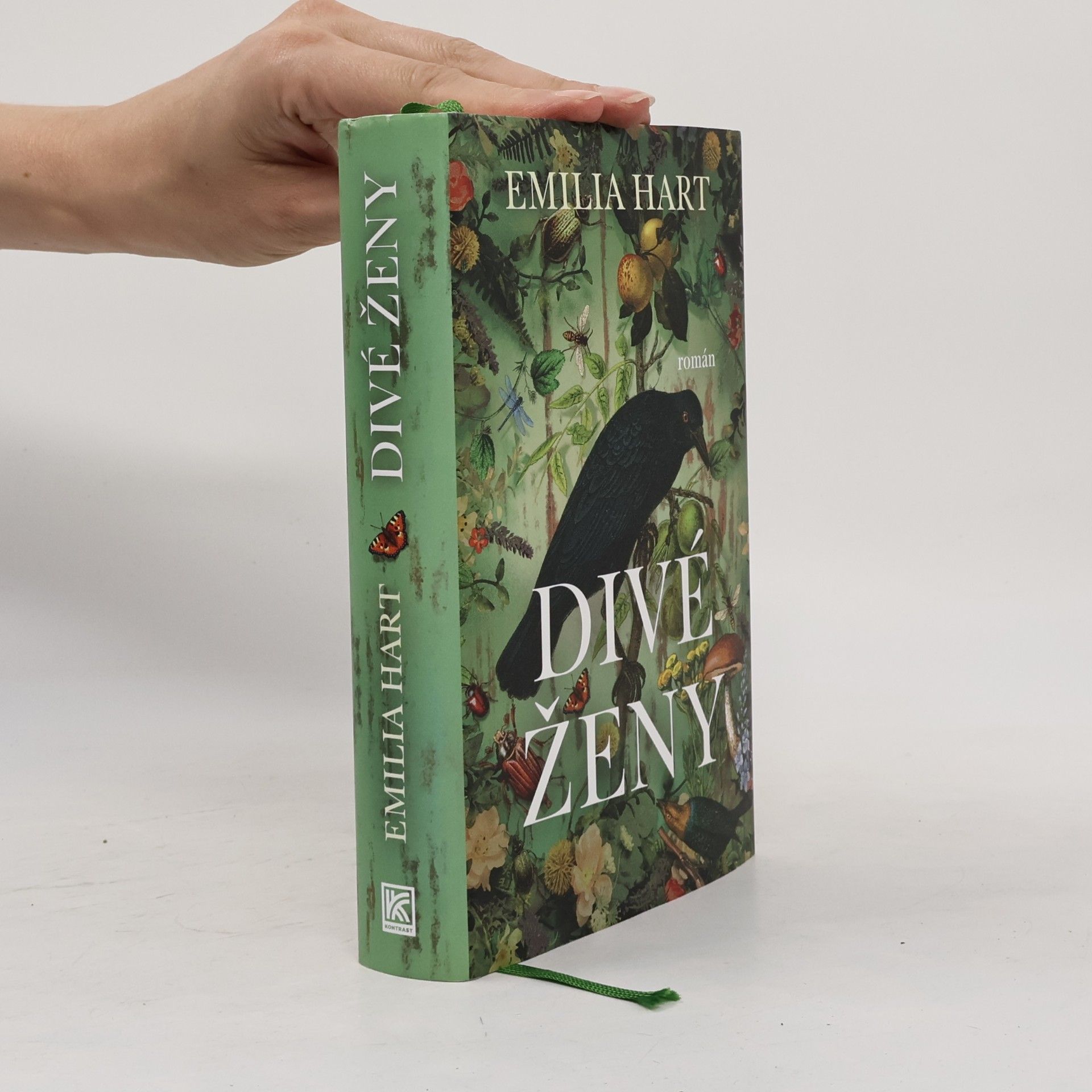 Emilia Hart Divé ženy