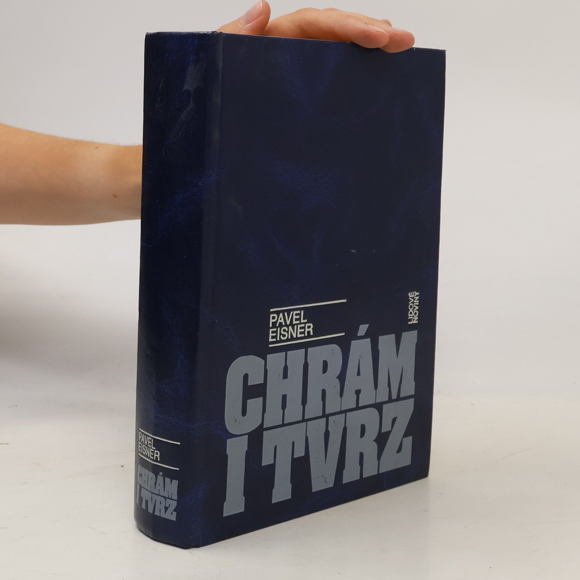 Pavel Eisner Chrám i tvrz. Kniha o češtině