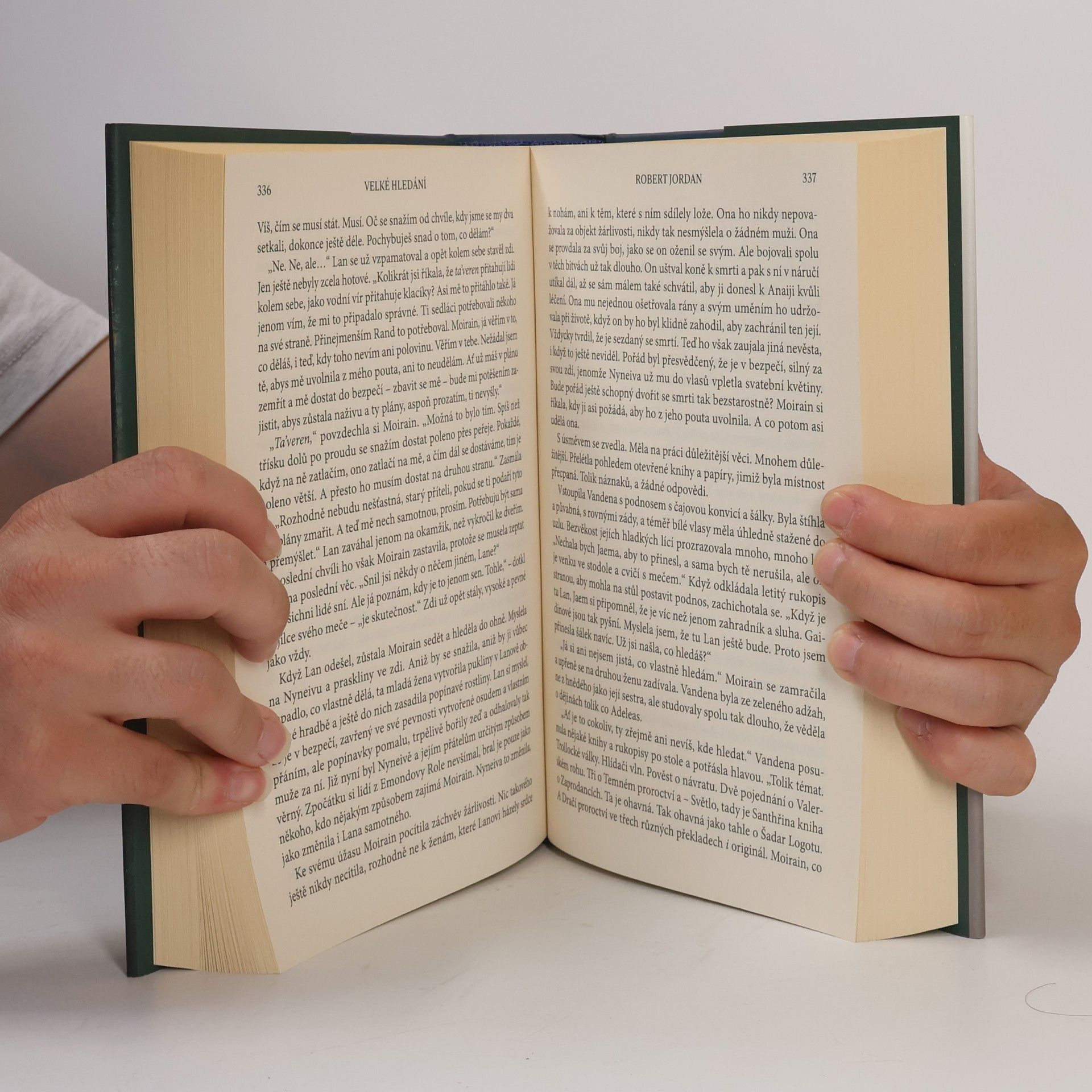 Robert Jordan Kolo času 2. Velké hledání