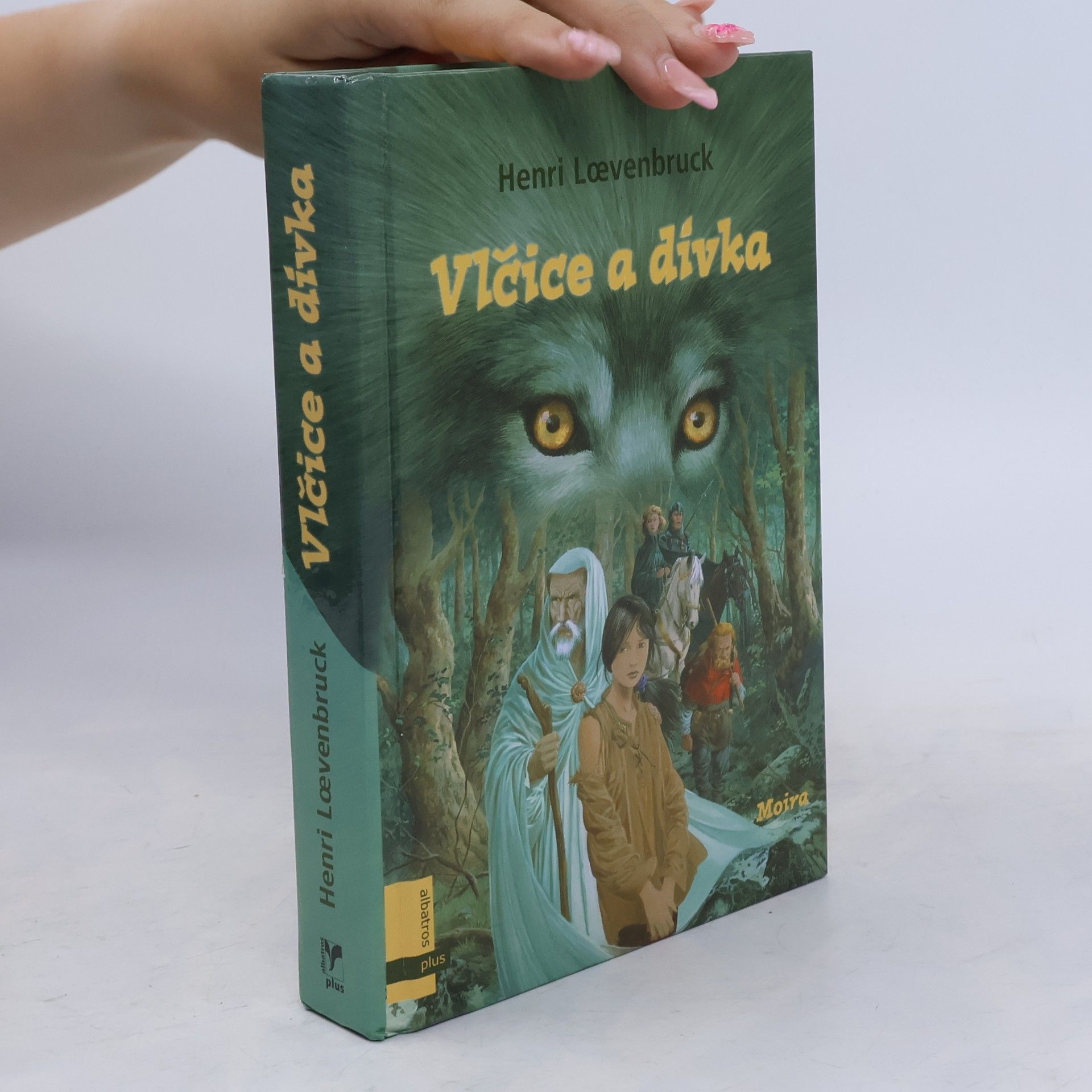 Henri Loevenbruck Moira. Kniha první, Vlčice a dívka