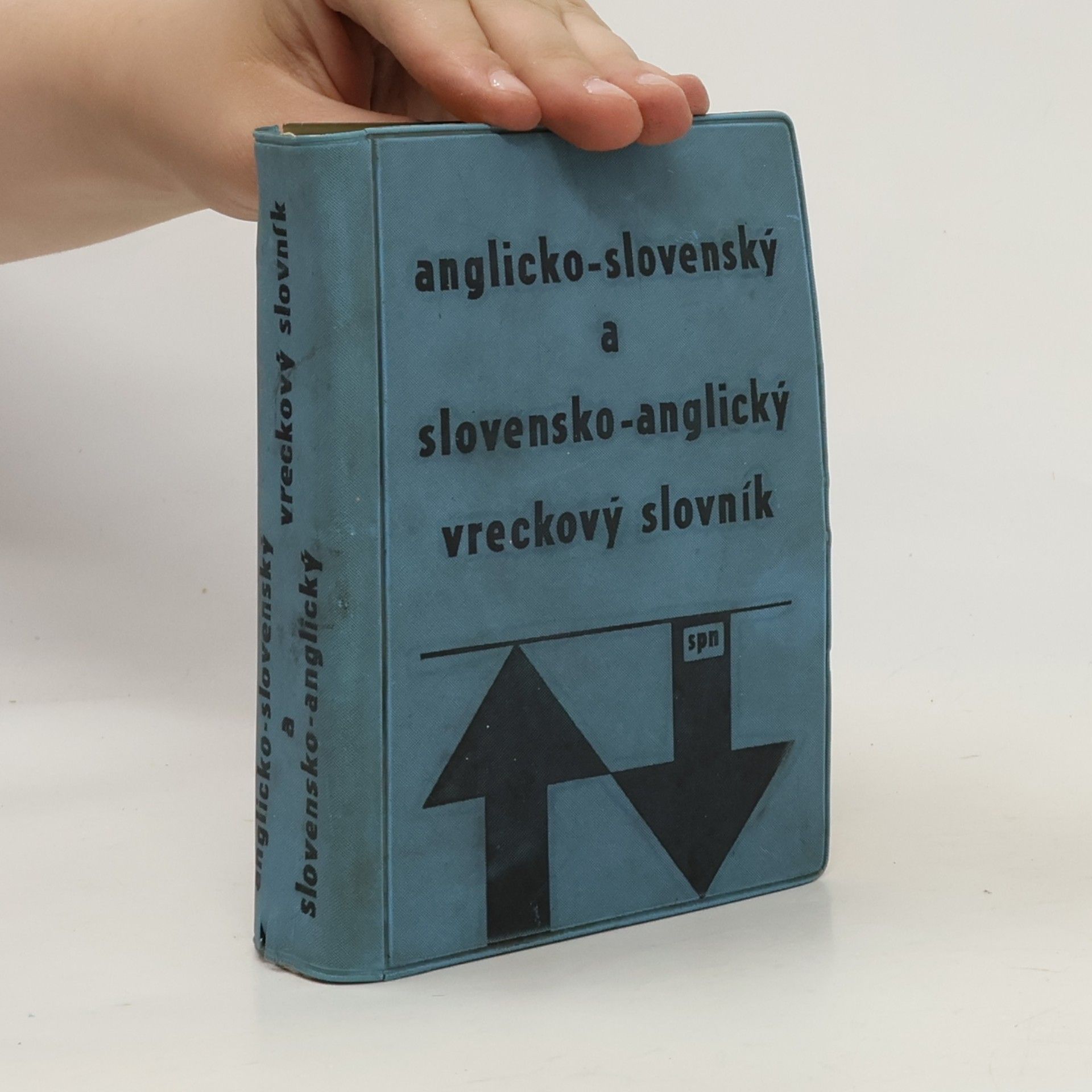 Anglicko-slovenský a slovensko-anglický vreckový slovník. English-Slovak and Slovak-English Pocket Dictionary