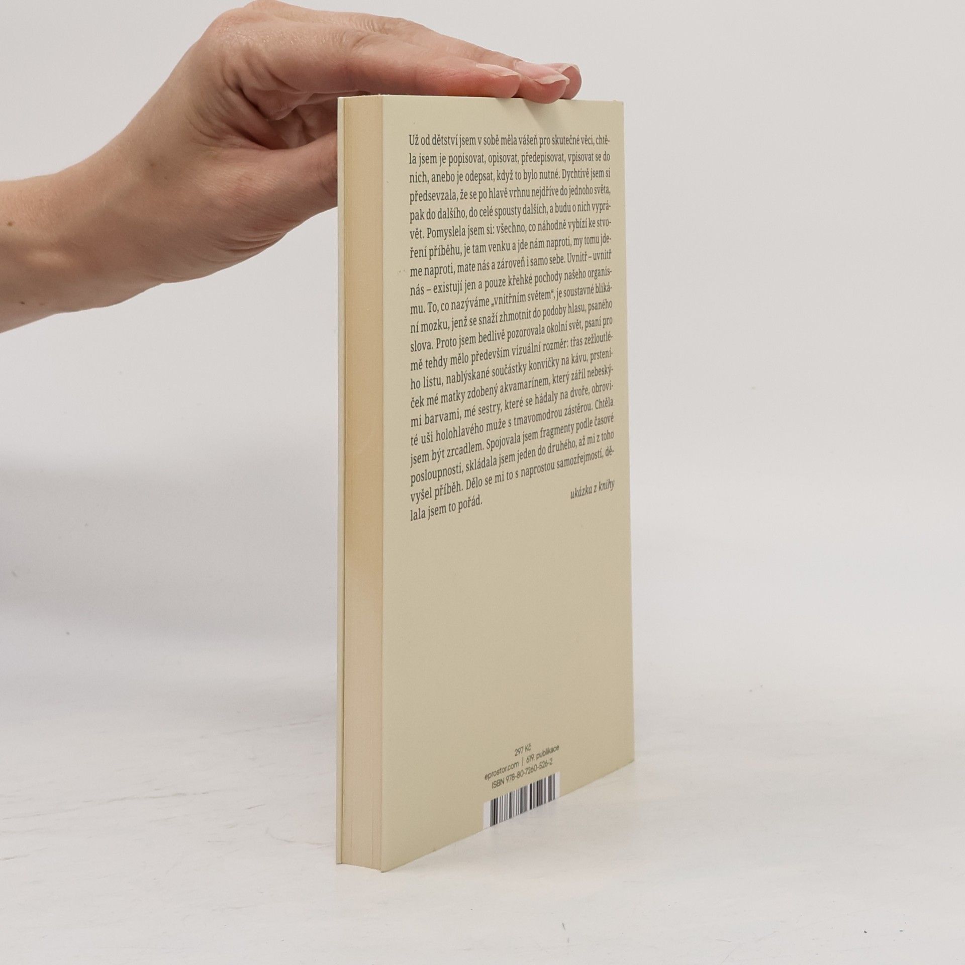 Elena Ferrante Na okraji : o potěšení z četby a psaní
