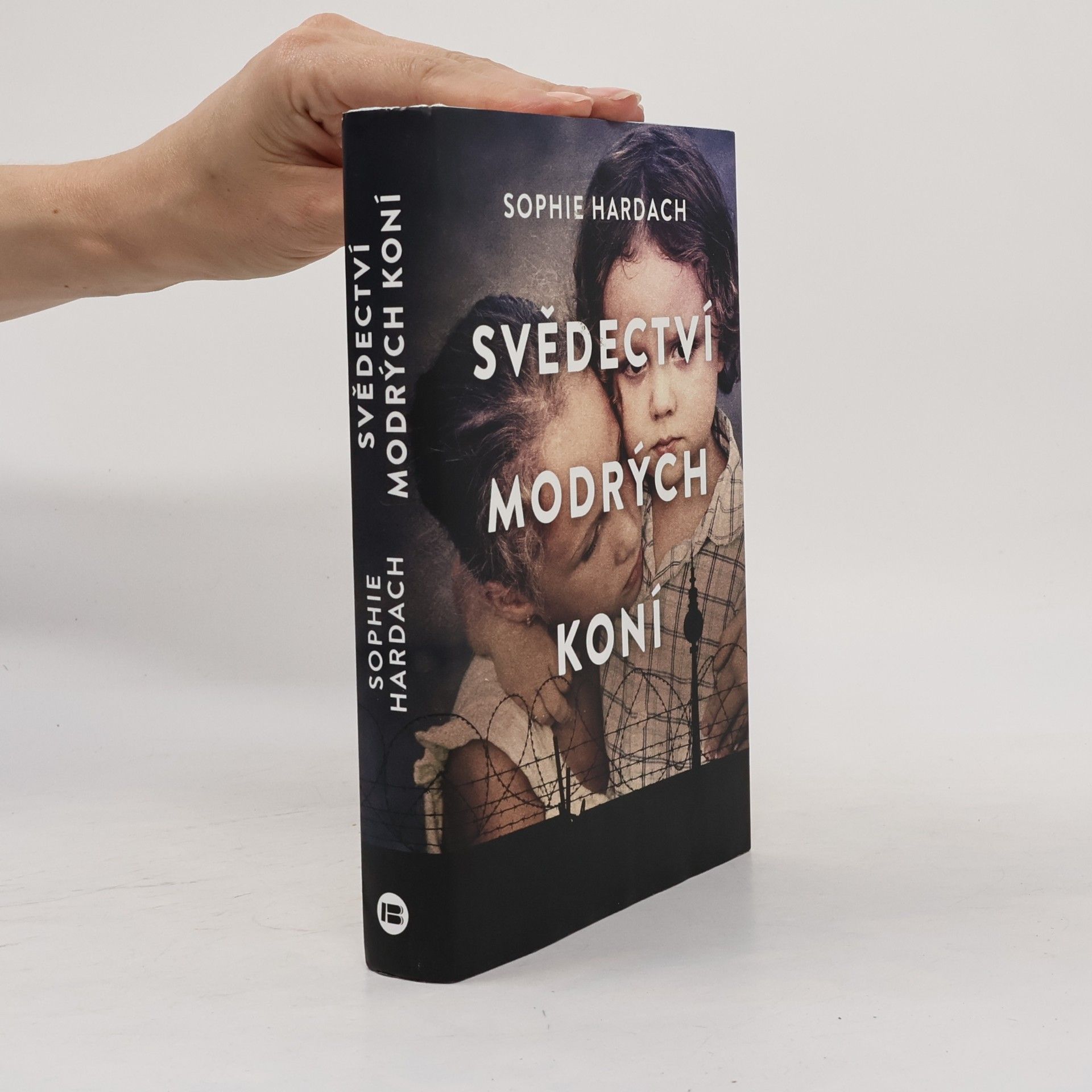 Sophie Hardach Svědectví modrých koní