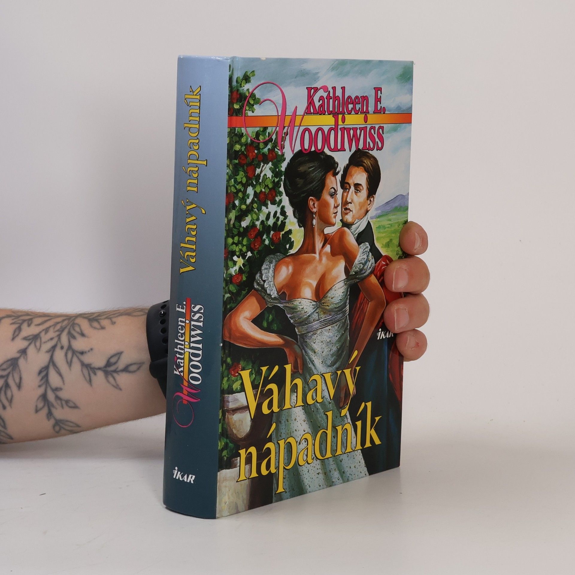 Kathleen E. Woodiwiss Váhavý nápadník