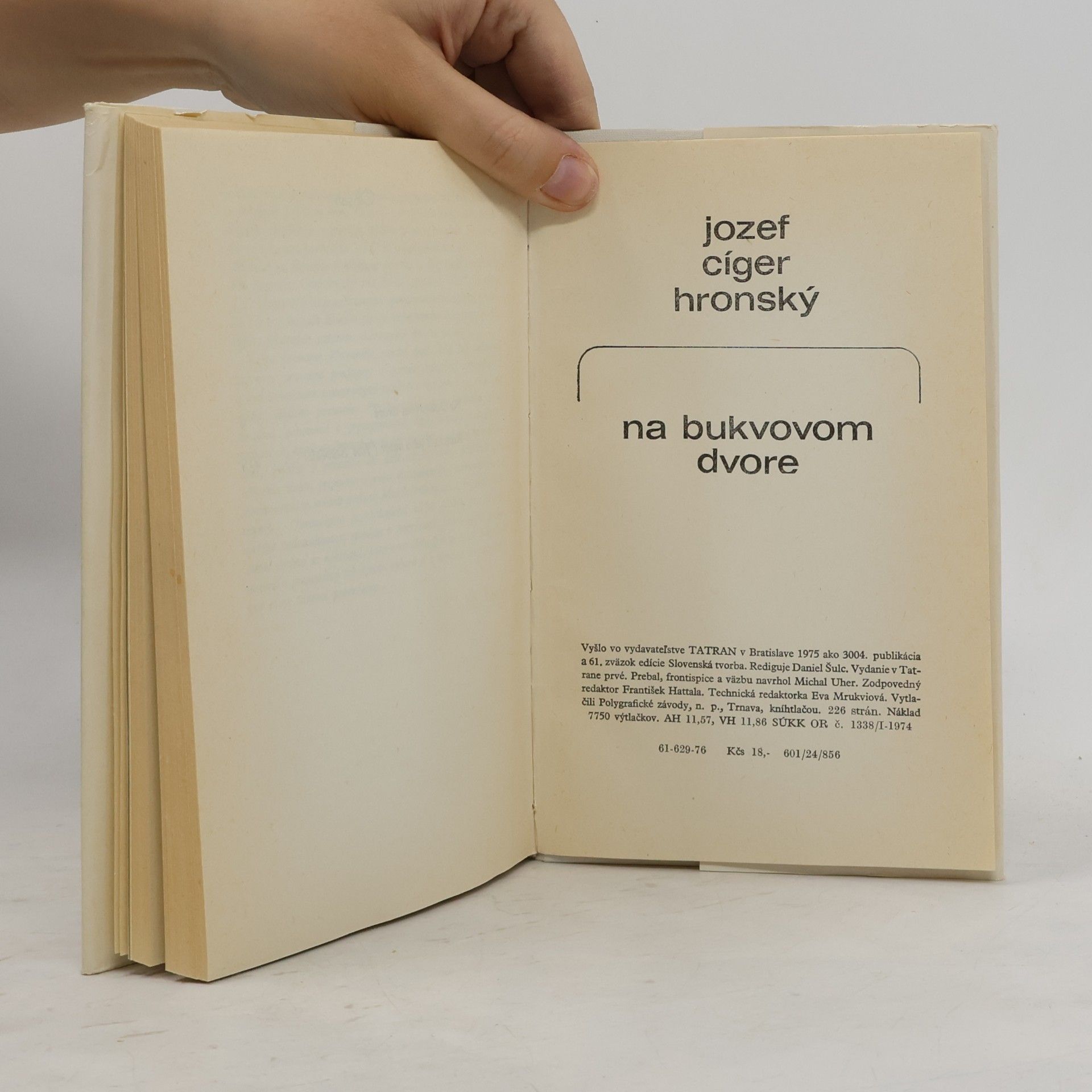 Jozef Cíger-Hronský Na bukvovom dvore
