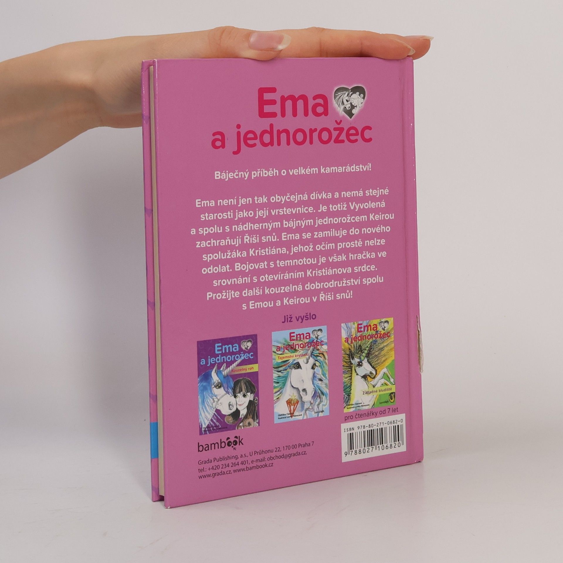 Oldřiška Lišková Ema a jednorožec. Medailon moci