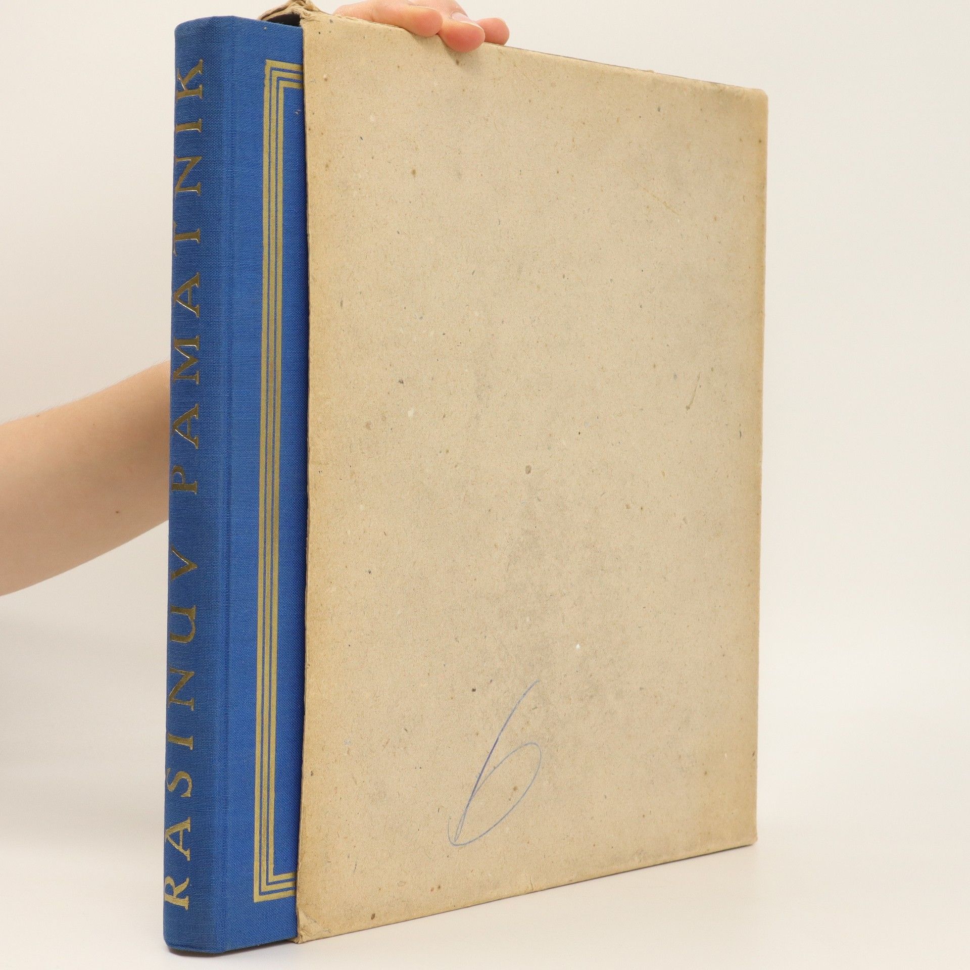 Collectif d'auteurs Rašínův památník