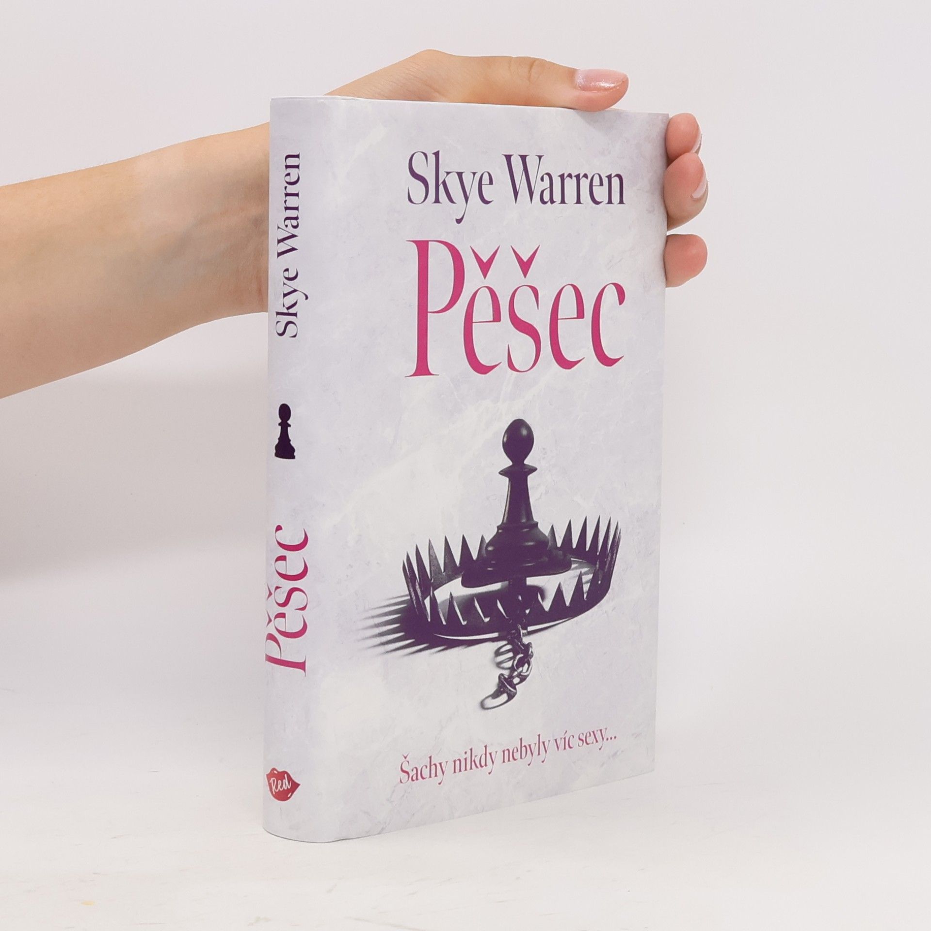Skye Warren Pěšec