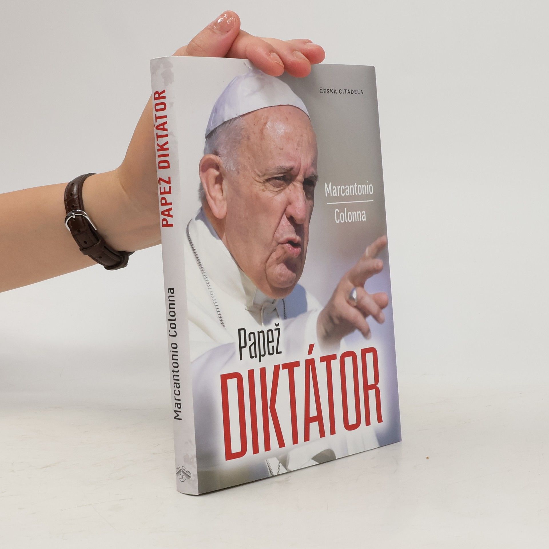 Henry Sire Papež diktátor