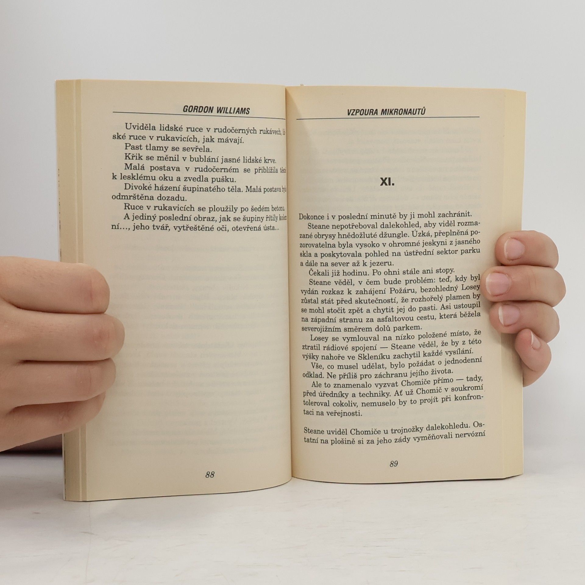 Gordon Williams Vzpoura mikronautů