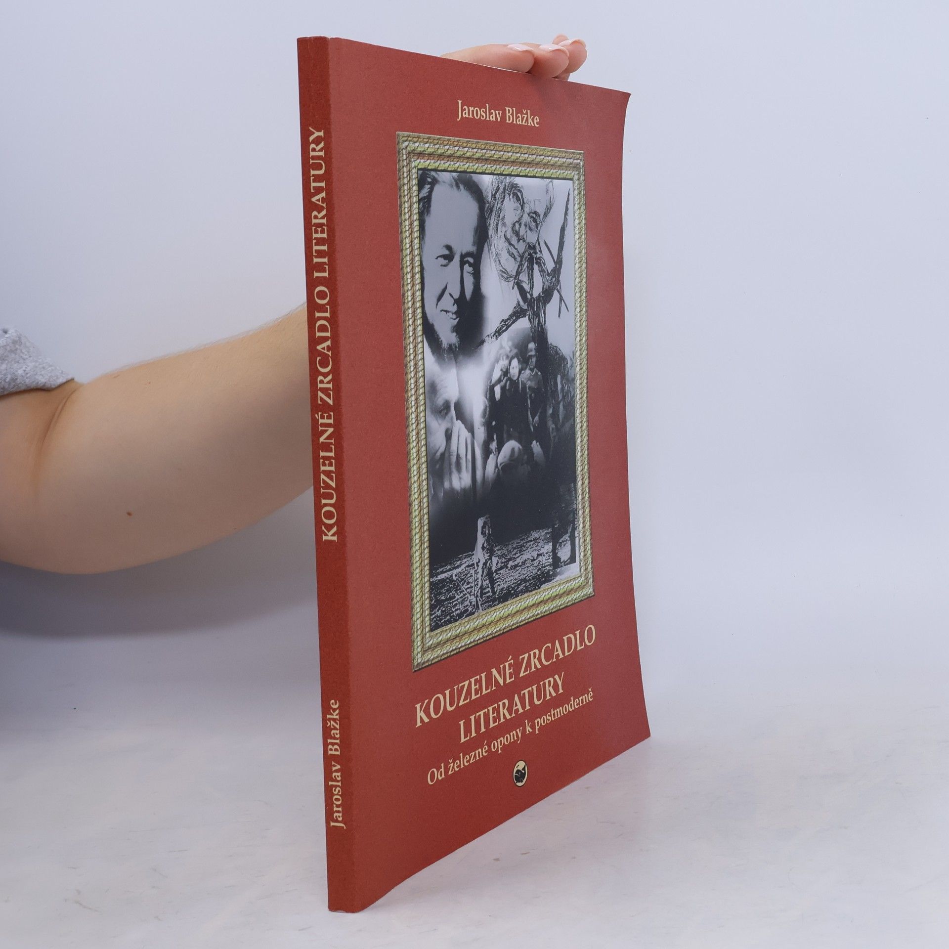 Kouzelné zrcadlo literatury. Od železné opony k postmoderně