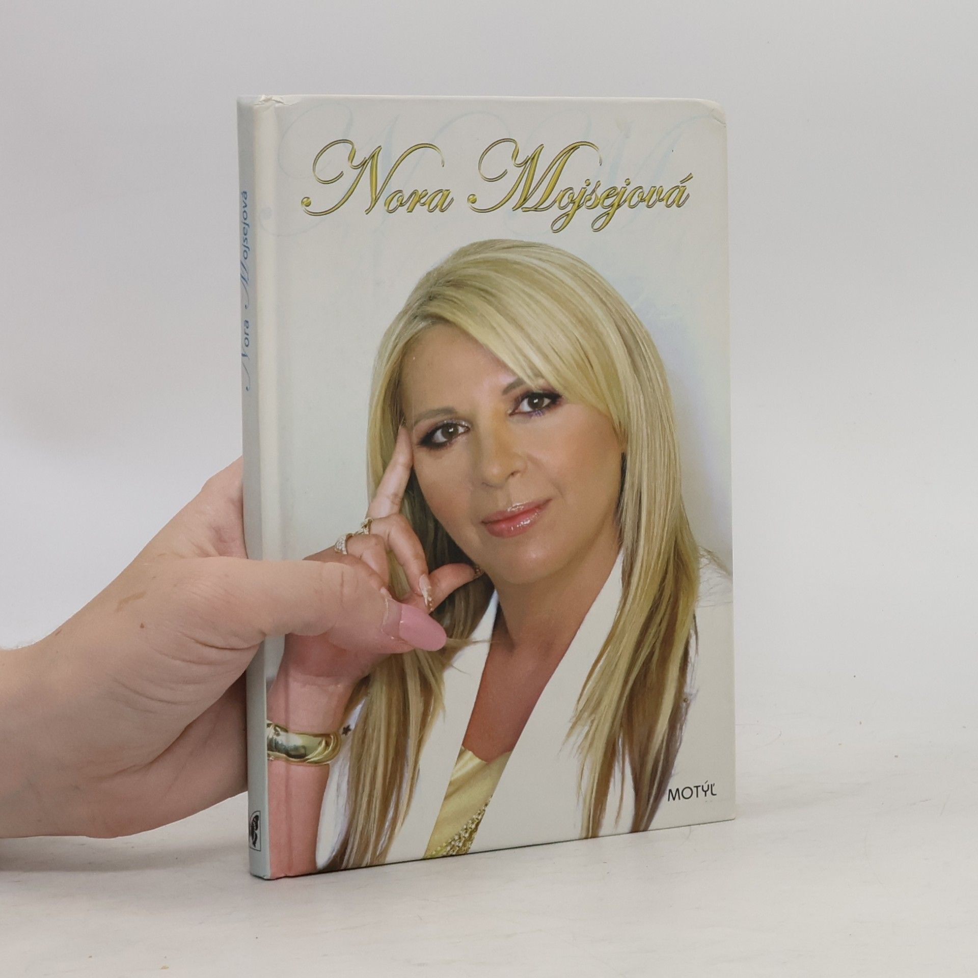 Anna Ölvecká Nora Mojsejová