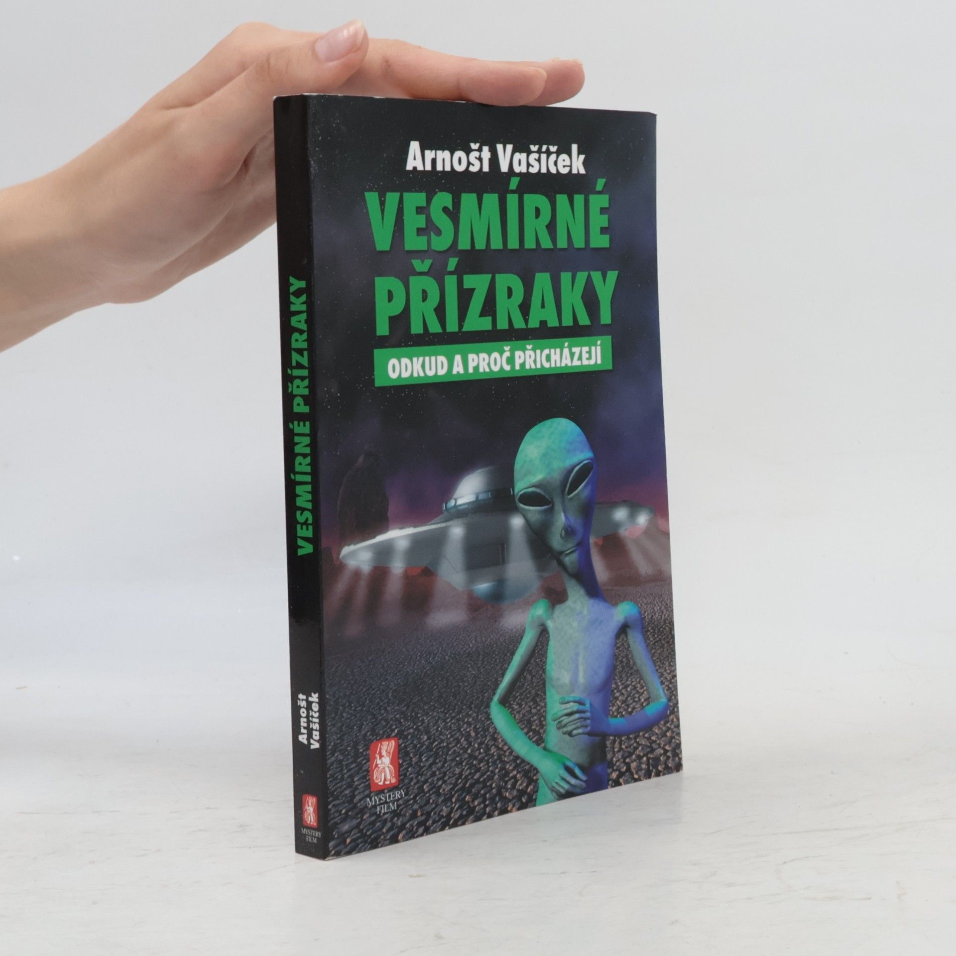 Arnošt Vašíček Vesmírné přízraky